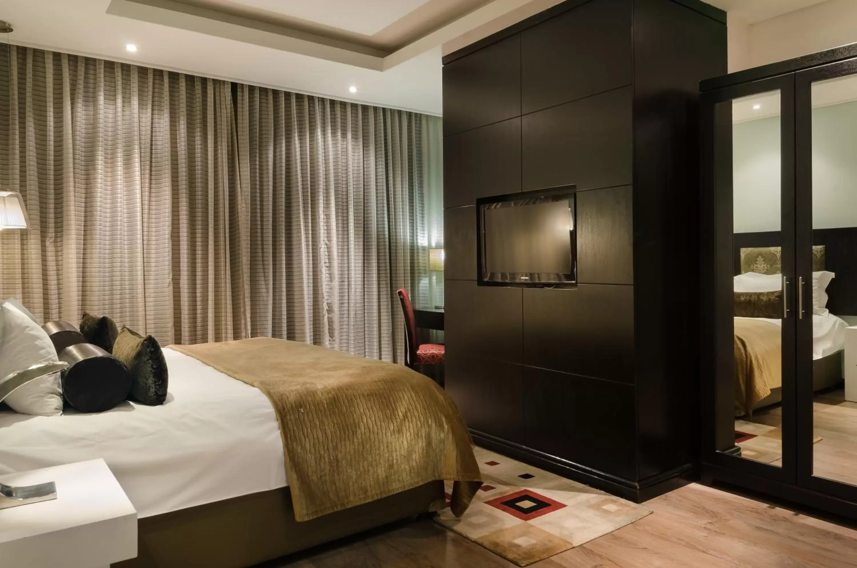 Bedroom, Bed in The Oasis Bedroom, Bed in The Oasis