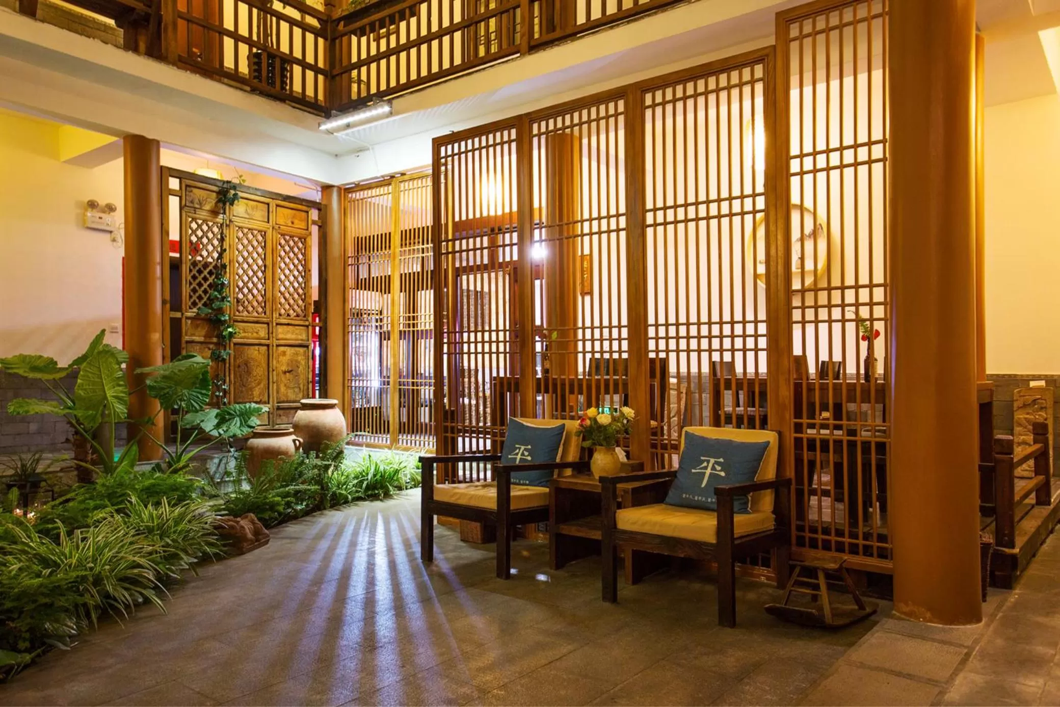 Lounge or bar in Dali Yanyuan Mountain Retreat