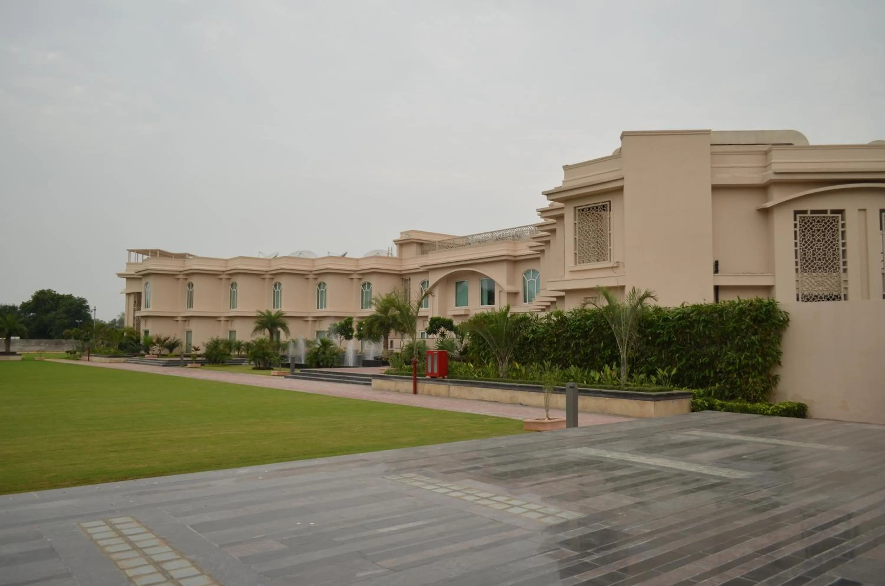 Facade/entrance in The Umrao