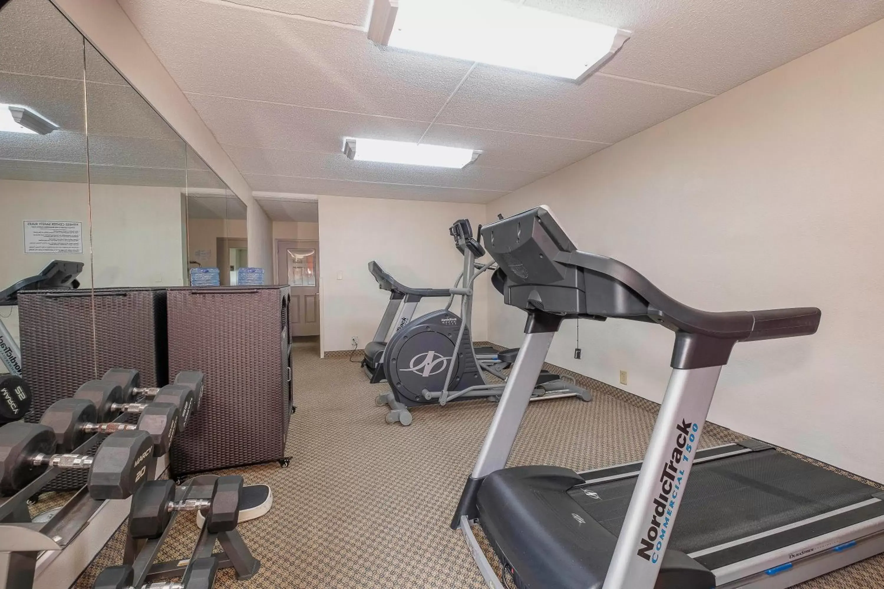 Fitness centre/facilities in Red Roof Inn & Suites Macon Fitness centre/facilities in Red Roof Inn & Suites Macon