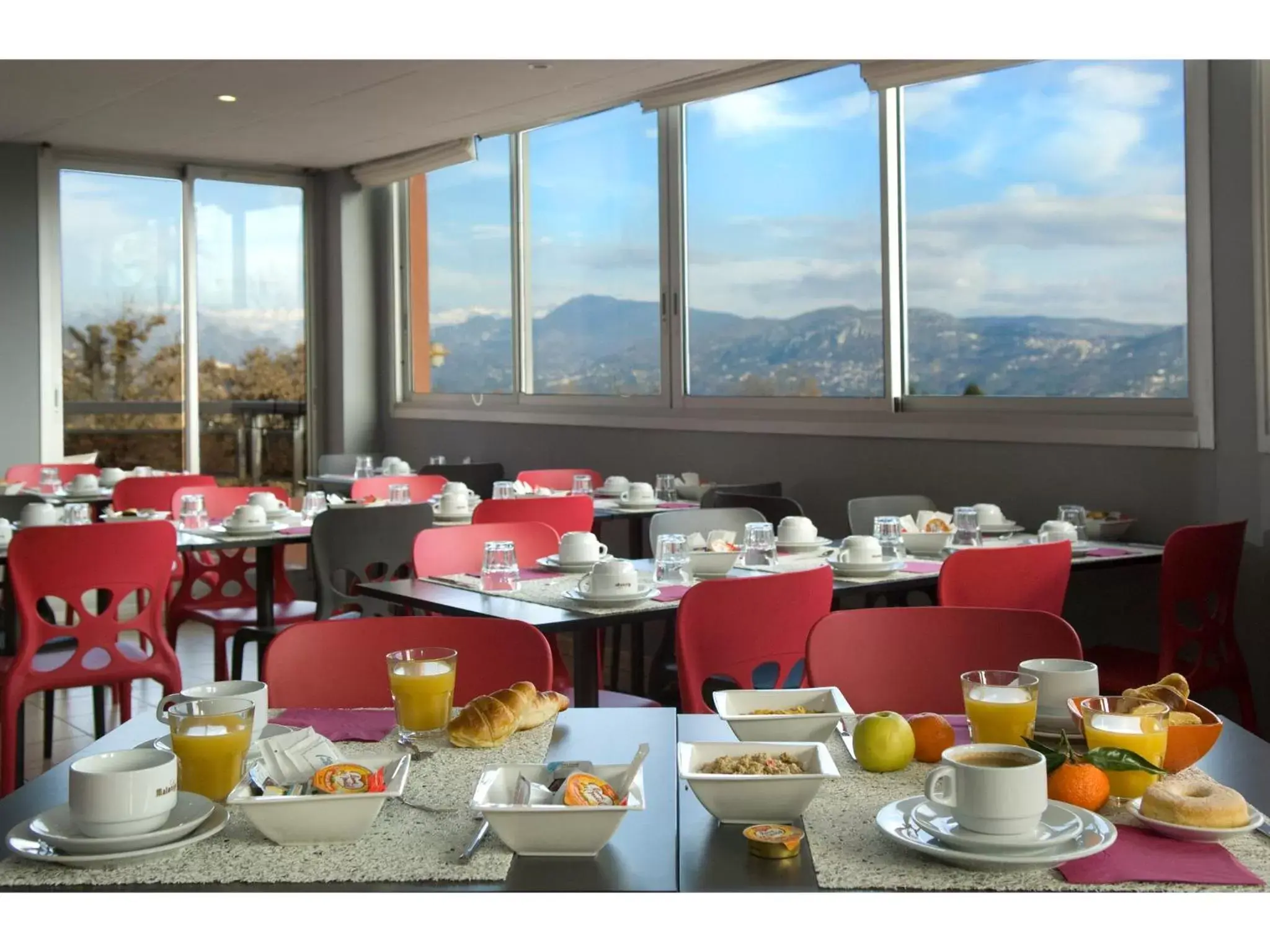 Continental breakfast, Restaurant/Places to Eat in Hôtel Du Baou