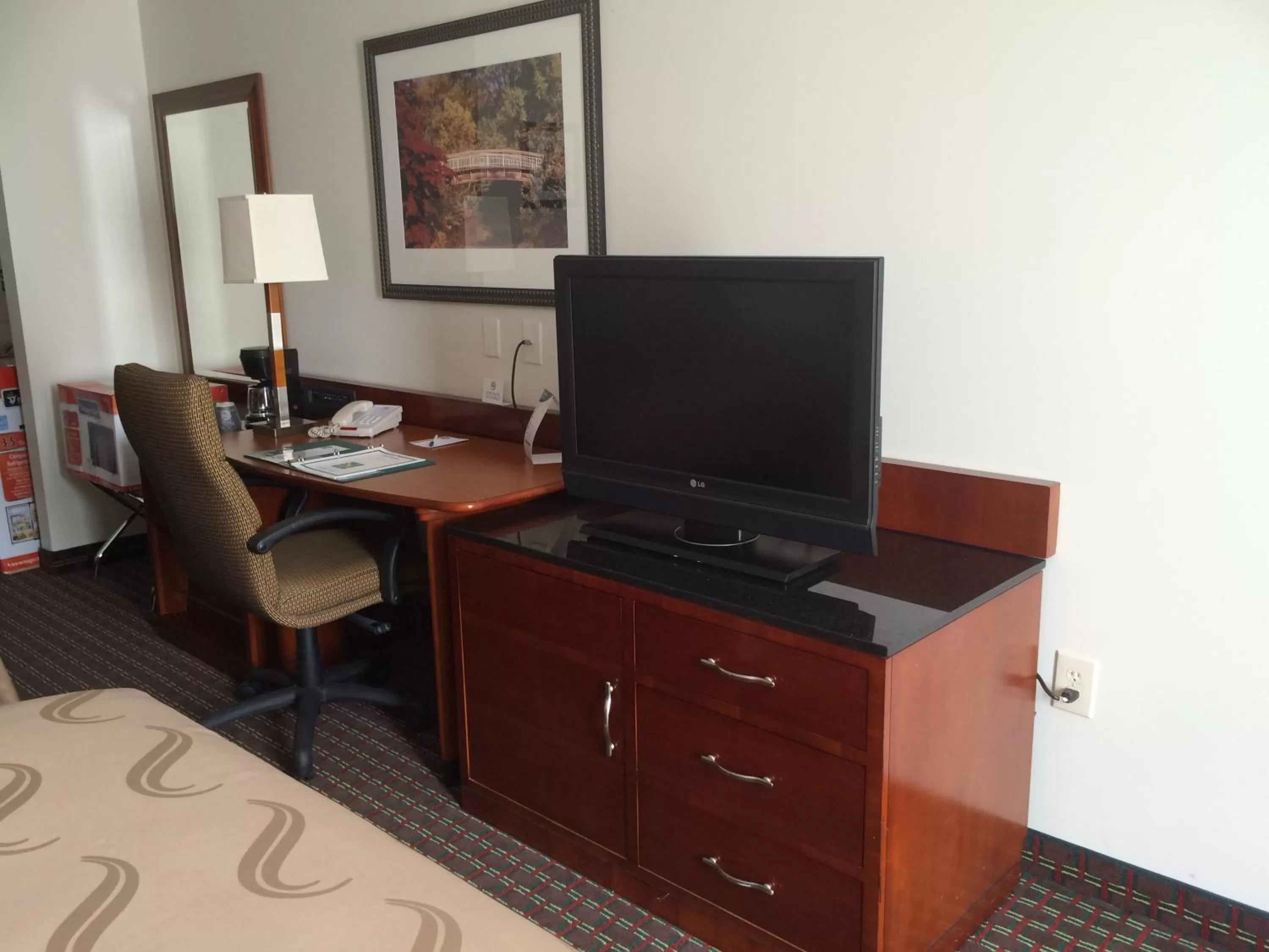 Decorative detail in Days Inn by Wyndham Hartsfield Jackson Atlanta Airport West