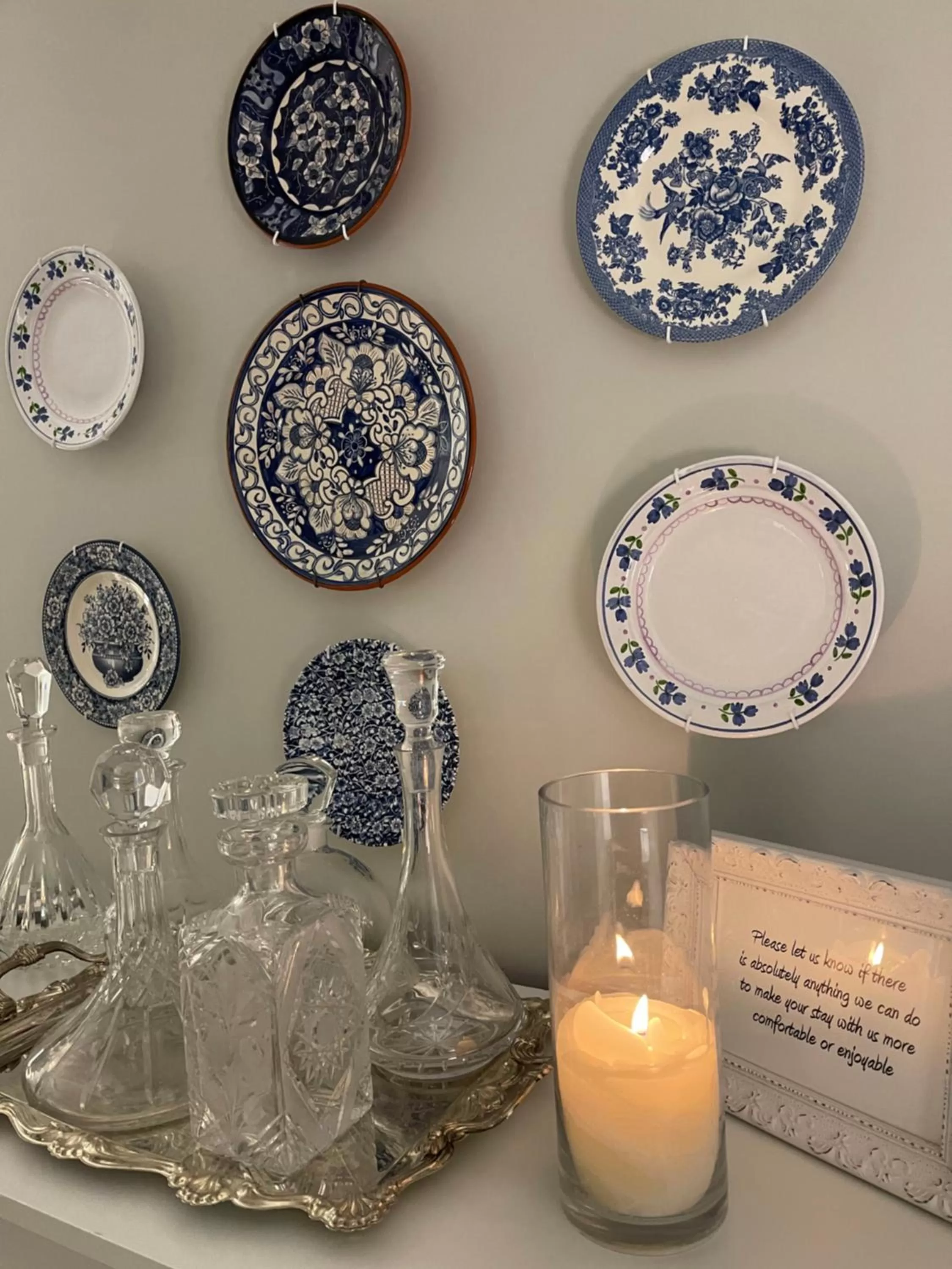 Drinks in A Vista Villa Couples Retreat