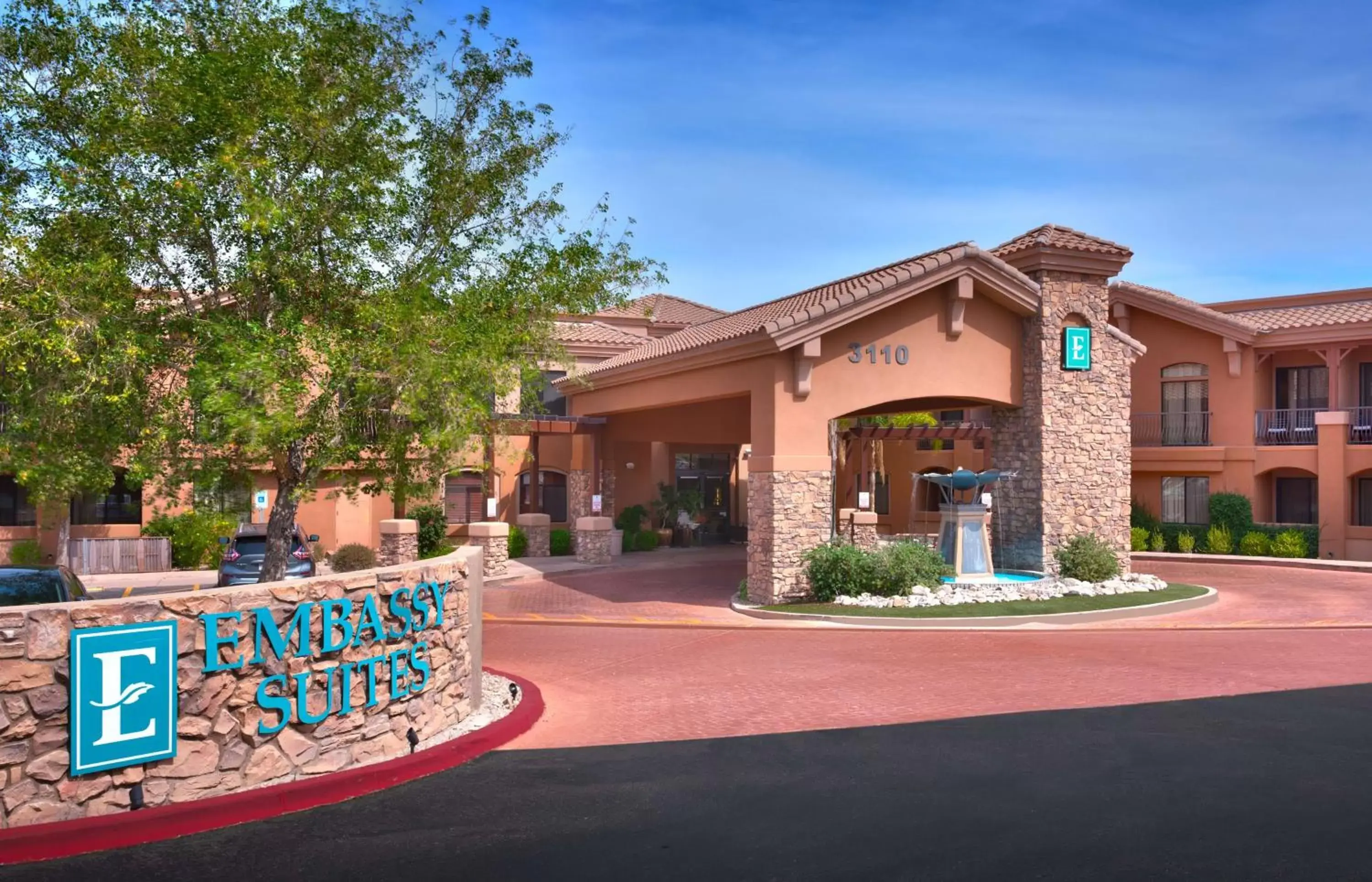 Property Building in Embassy Suites Tucson - Paloma Village