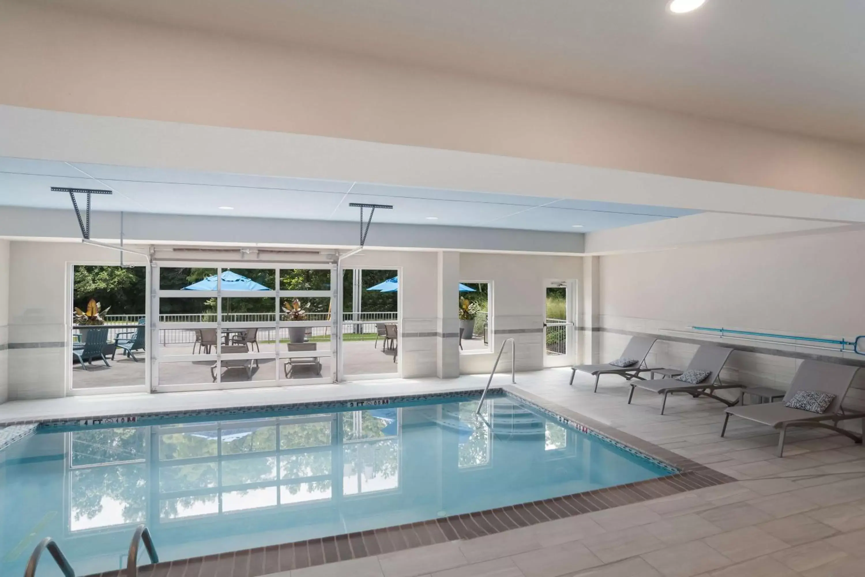 Pool view, Swimming Pool in SureStay Plus Hotel by Best Western Elizabethtown Hershey