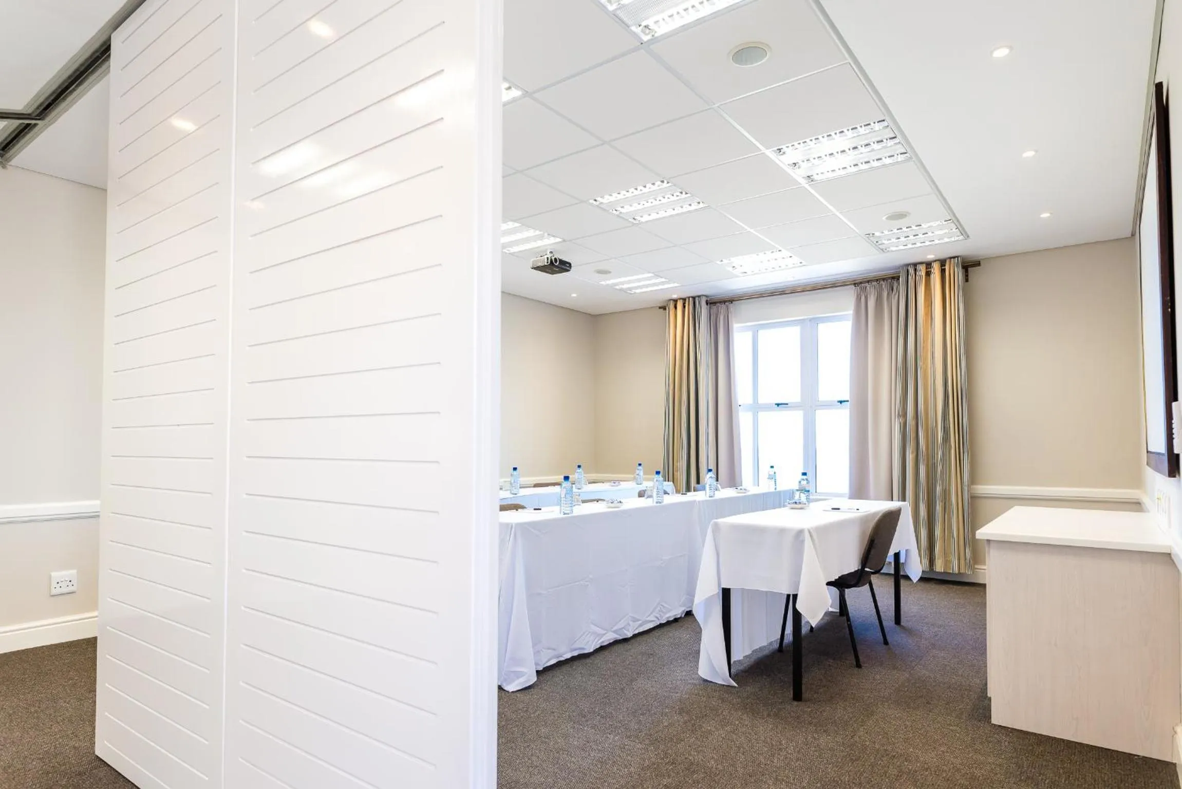 Meeting/conference room in Blue Bay Lodge