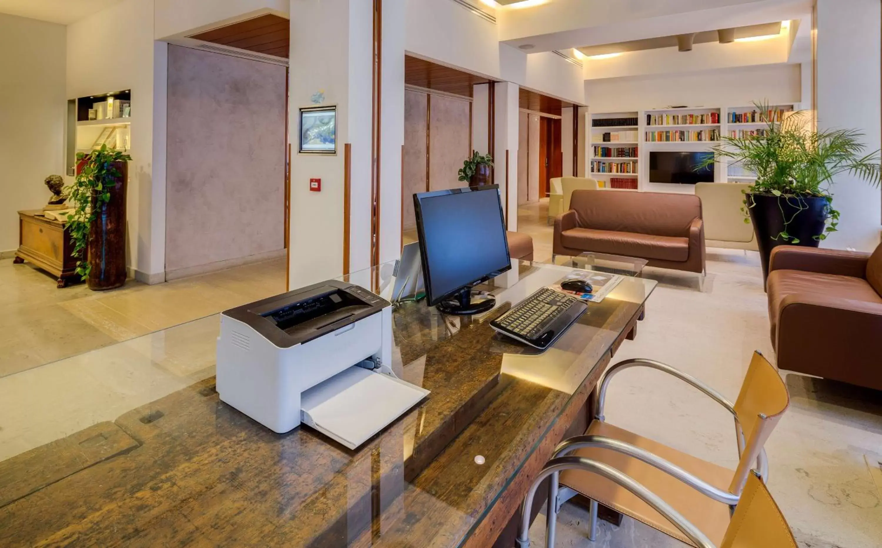 Business facilities in Best Western Plus Hotel Bologna