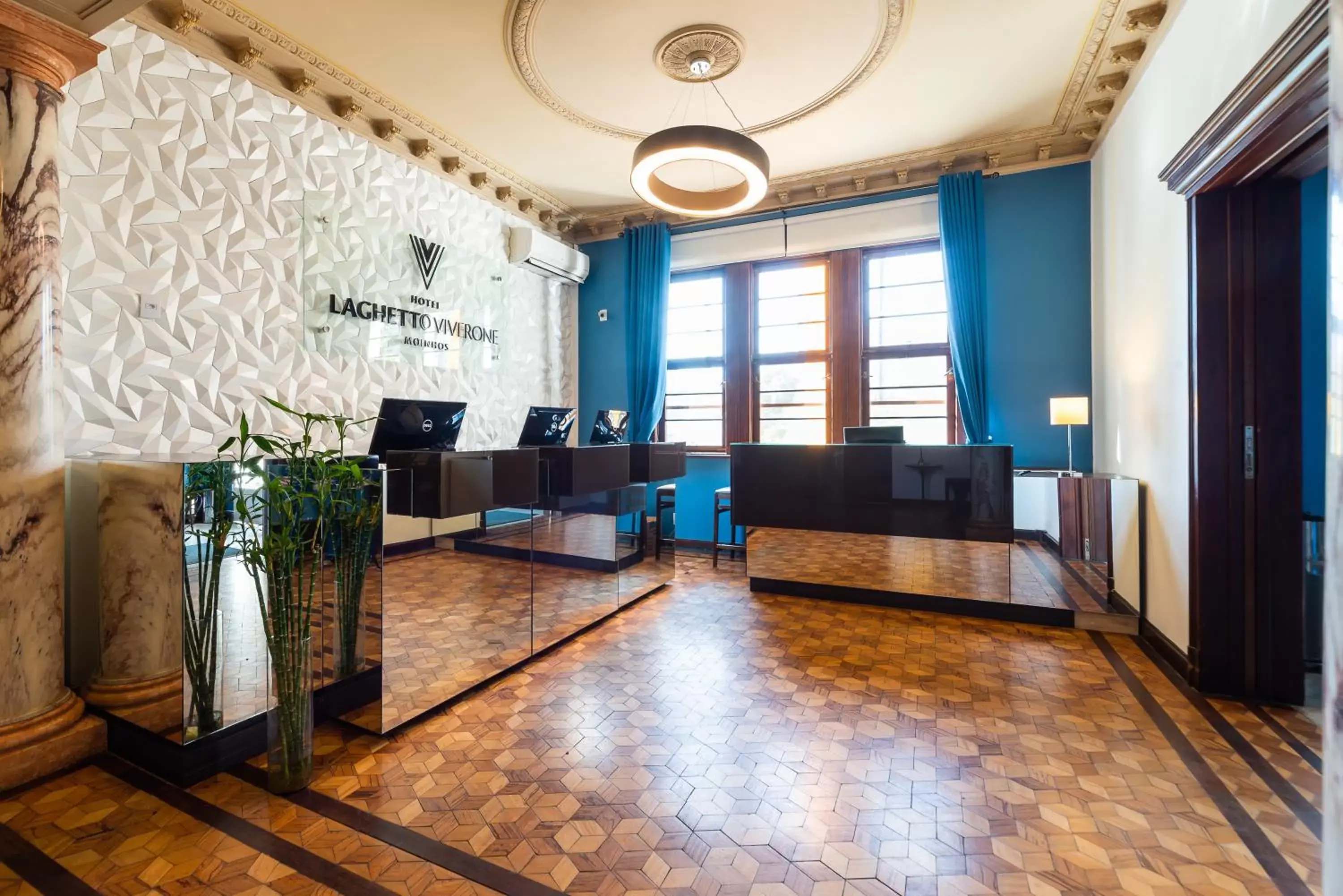 Lobby or reception in Hotel Laghetto Moinhos Lobby or reception in Hotel Laghetto Moinhos