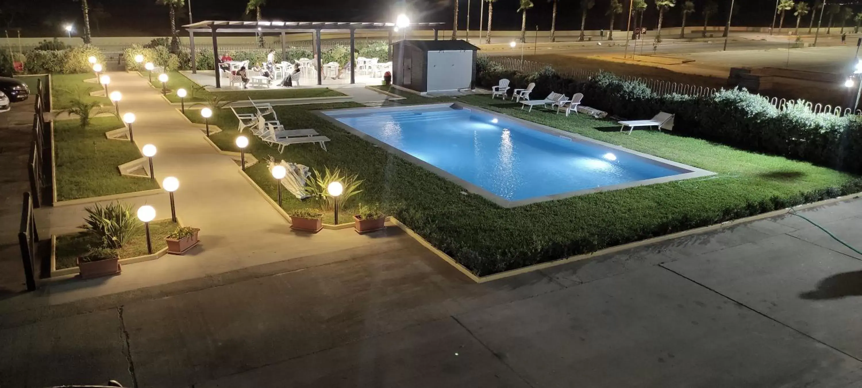 Swimming Pool in Residence Santa Barbara