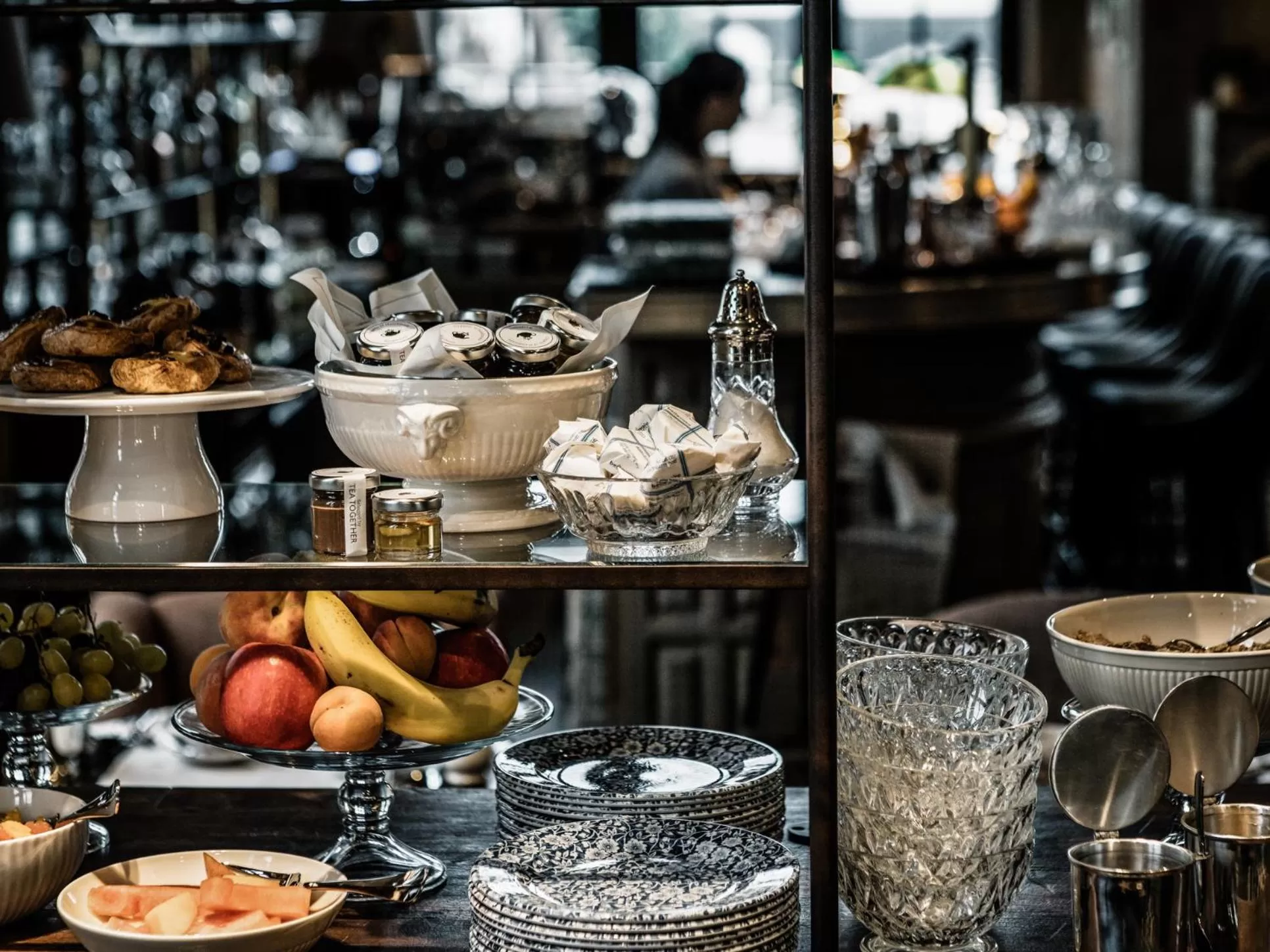 Food and drinks in 1898 The Post