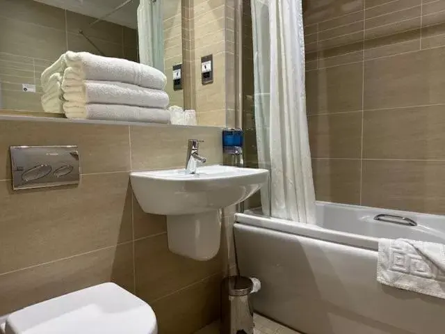 Bathroom in Frederick House Hotel