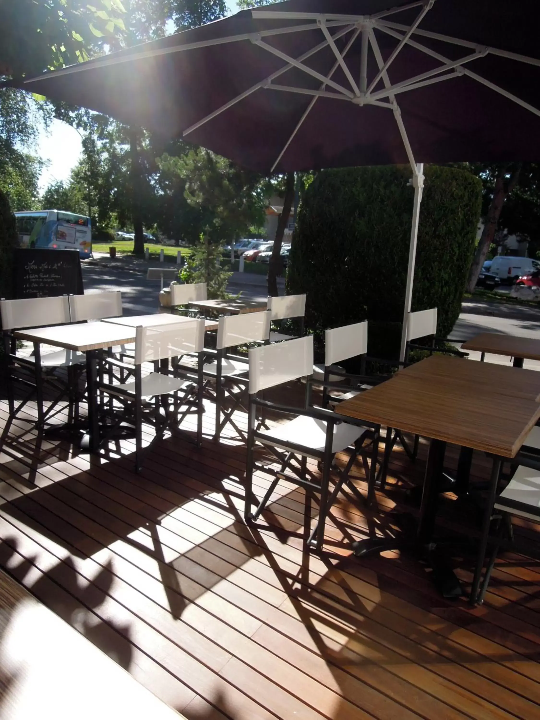 Balcony/Terrace, Restaurant/Places to Eat in Hôtel Catalpa