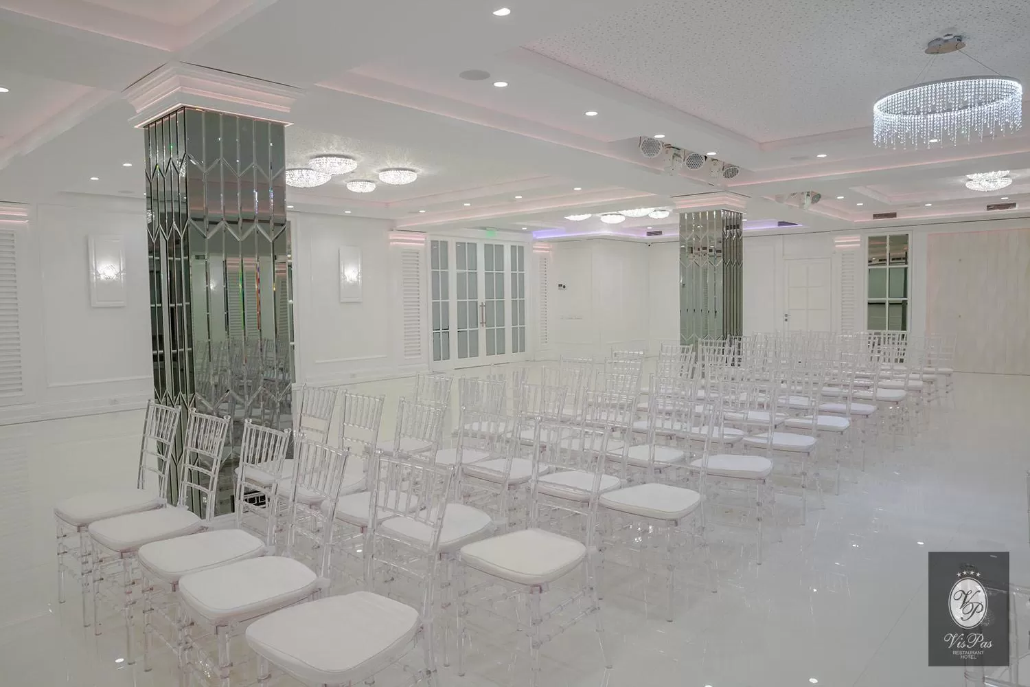 Meeting/conference room in VisPas Hotel