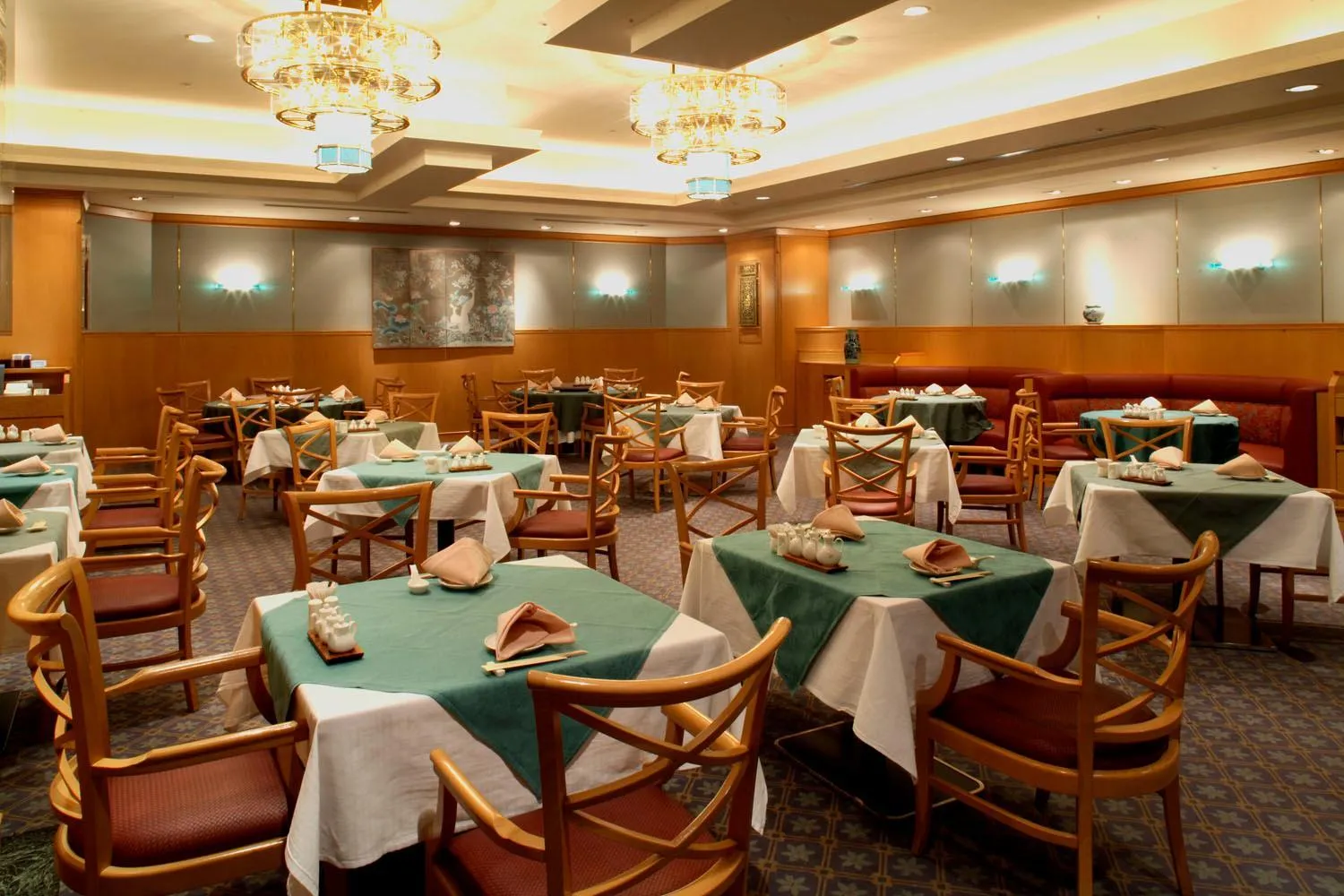 Restaurant/places to eat in Keio Plaza Hotel Hachioji