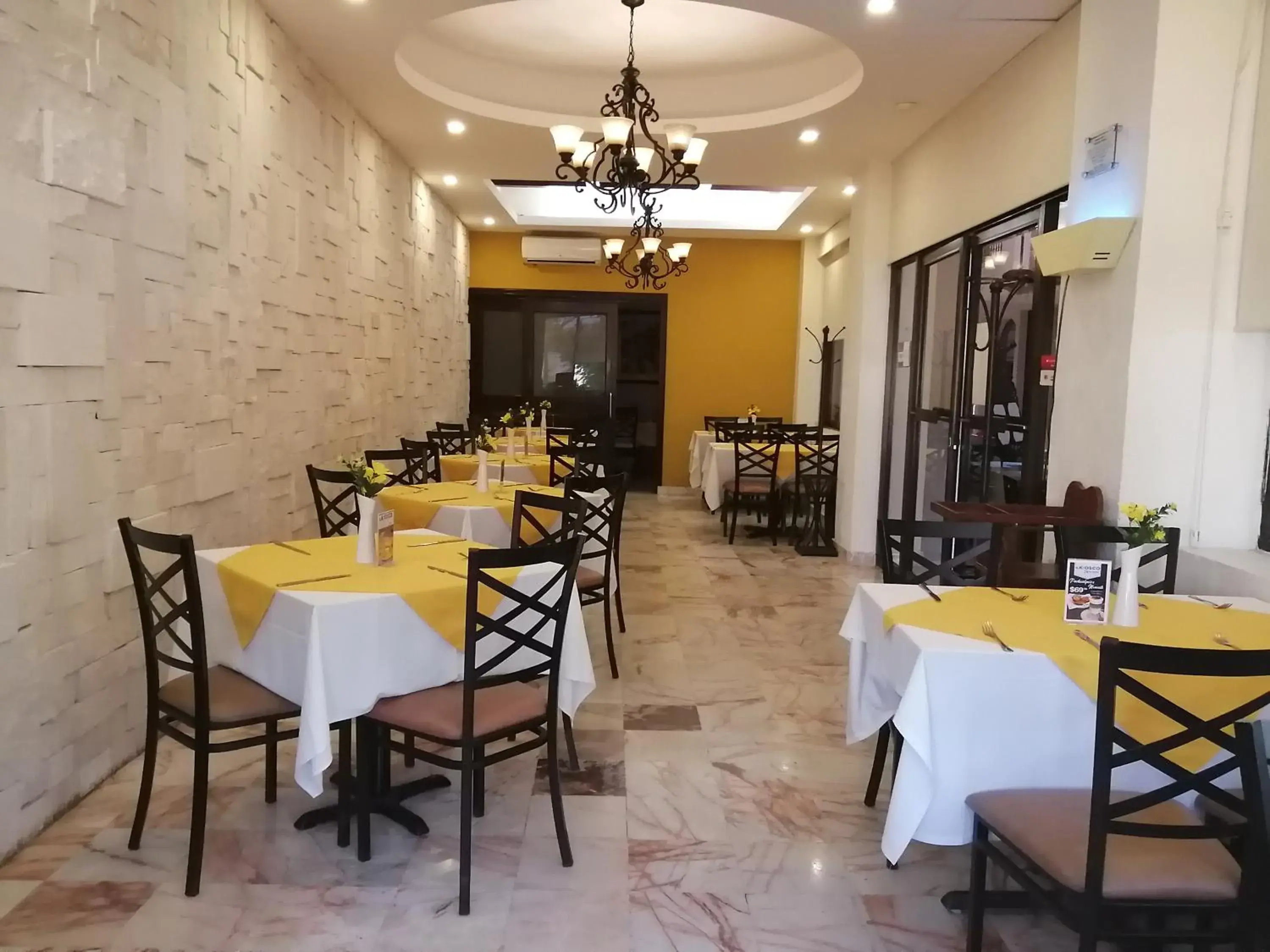 Restaurant/Places to Eat in Hotel del Paseo Campeche