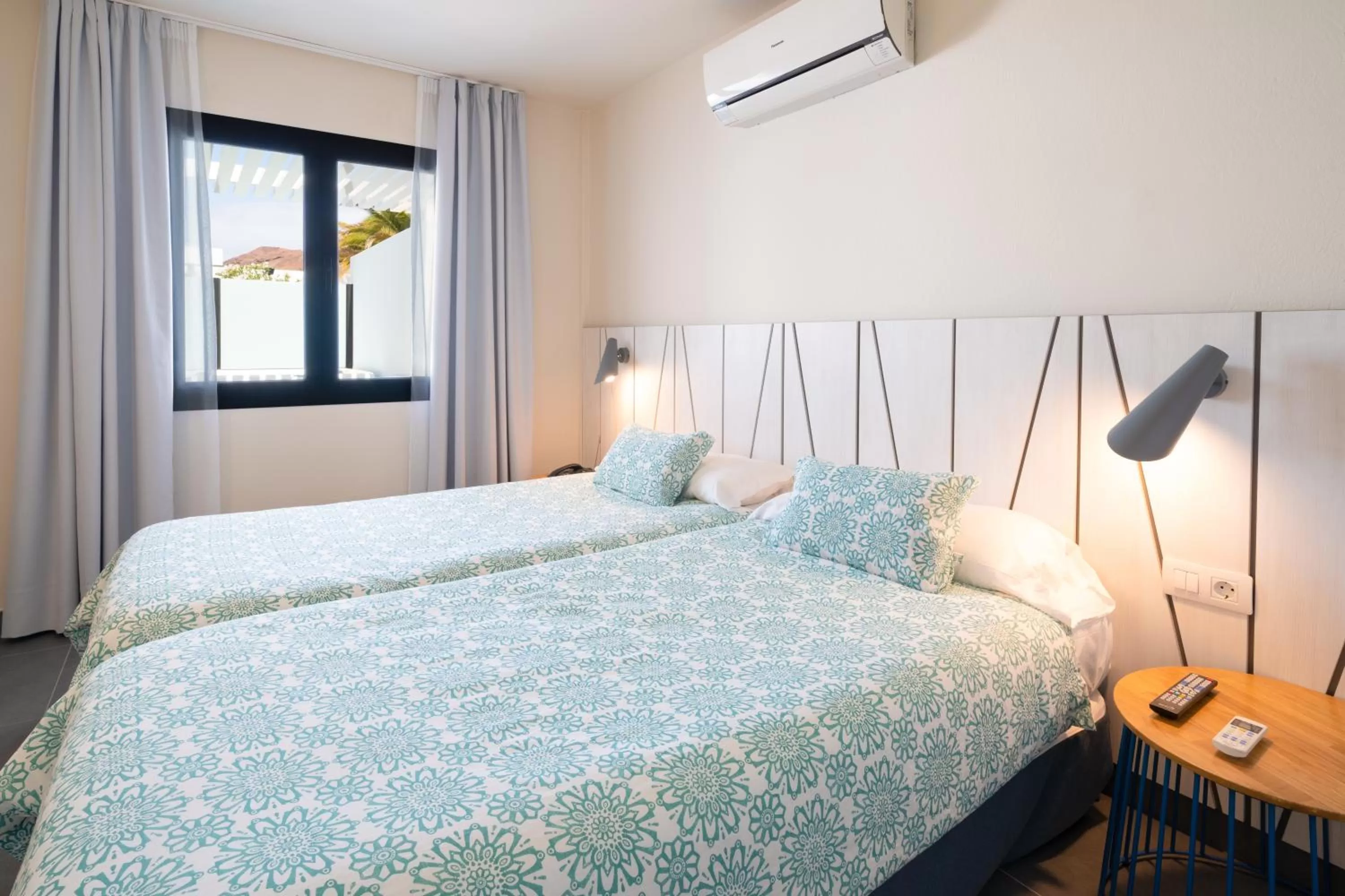 Photo of the whole room, Bed in Relaxia Lanzasur Club - Aqualava Water Park