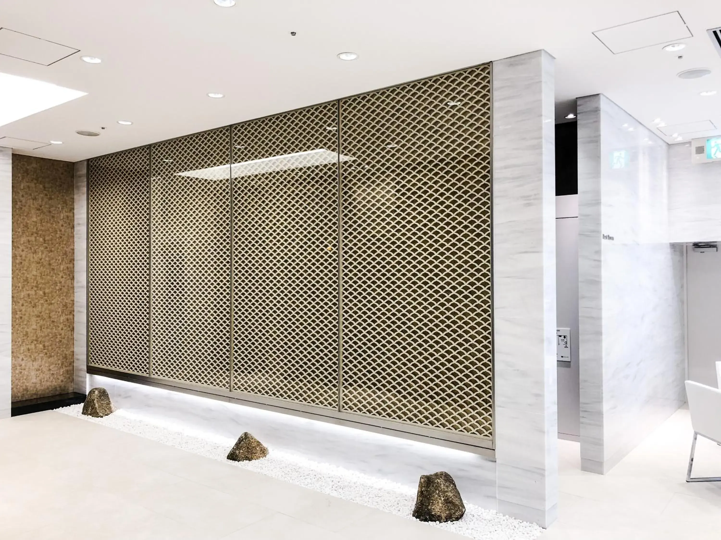 Lobby or reception, Bathroom in HOTEL UNIZO Yokohamaeki-West