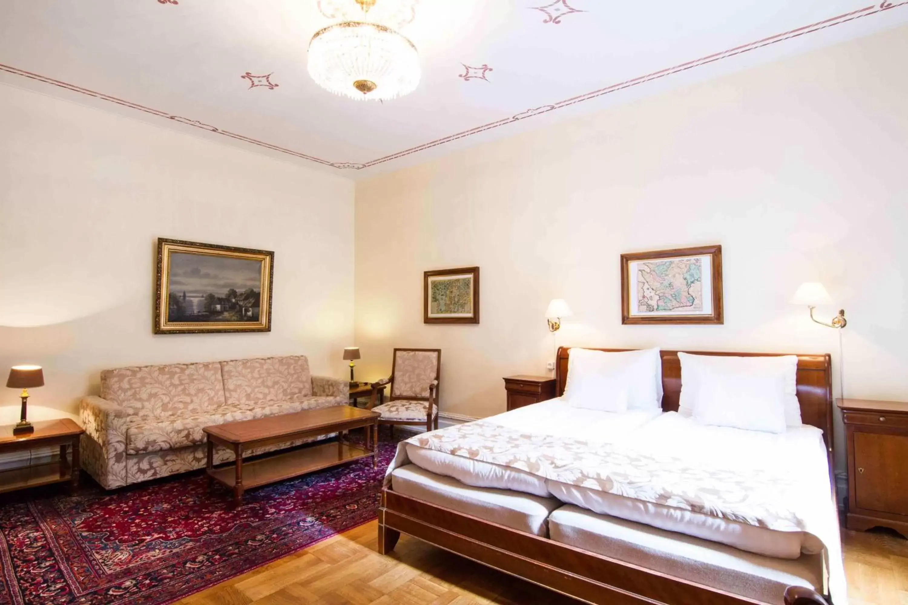 Seating area, Bed in Mayfair Hotel Tunneln Seating area, Bed in Mayfair Hotel Tunneln