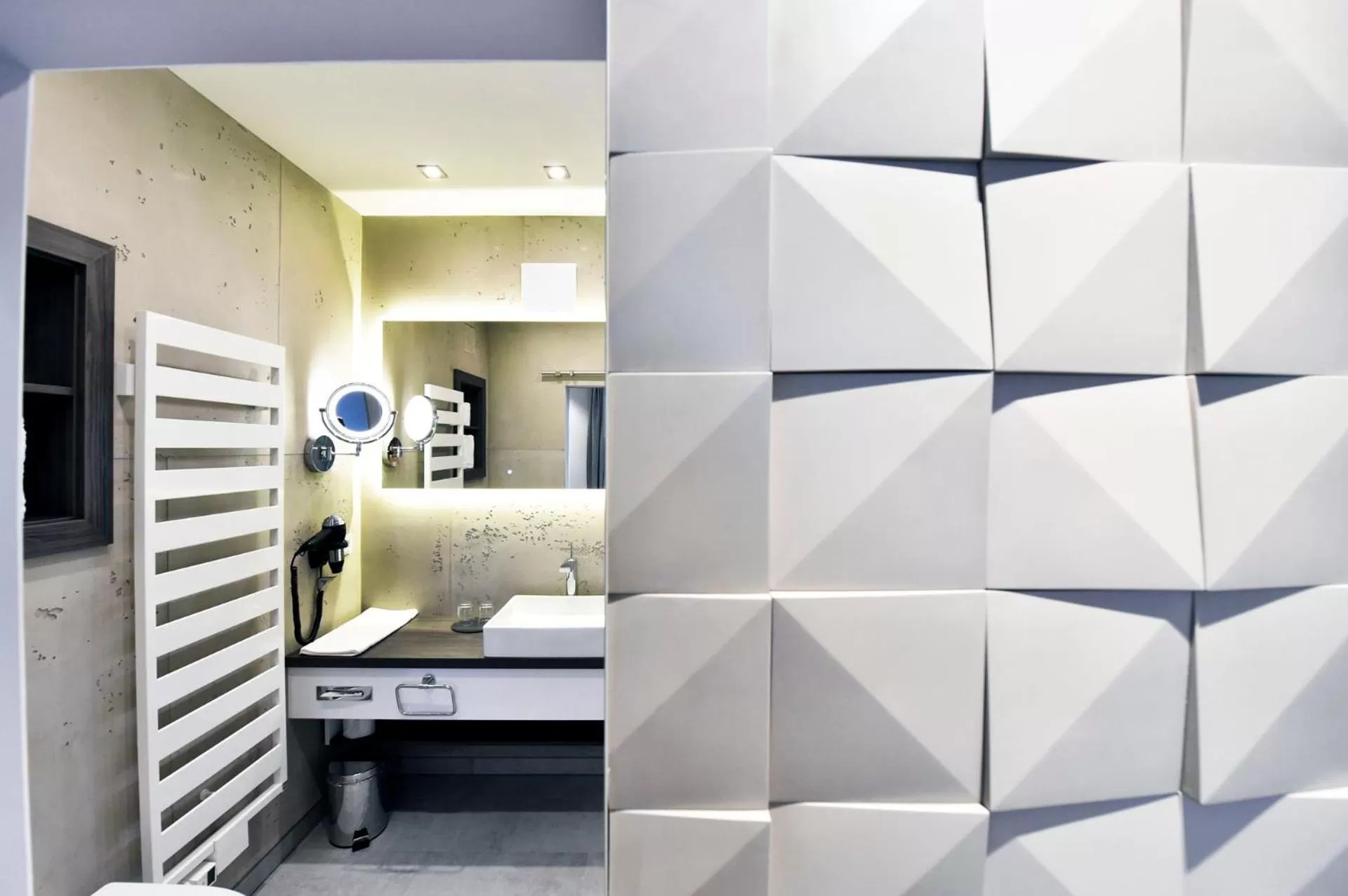 Decorative detail, Bed in MOMENTS Boutique Hotel