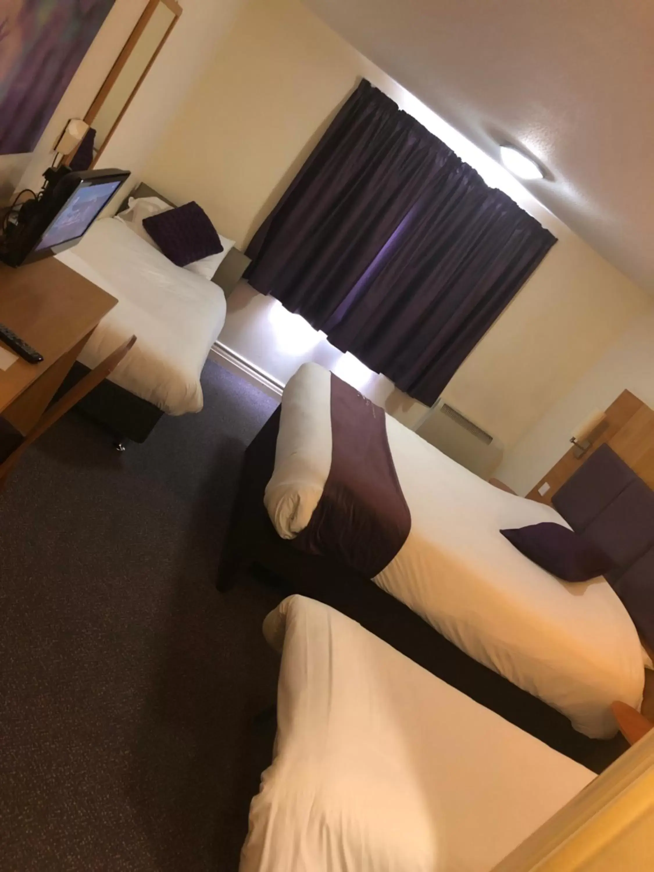 Bed in Purple Roomz Preston South