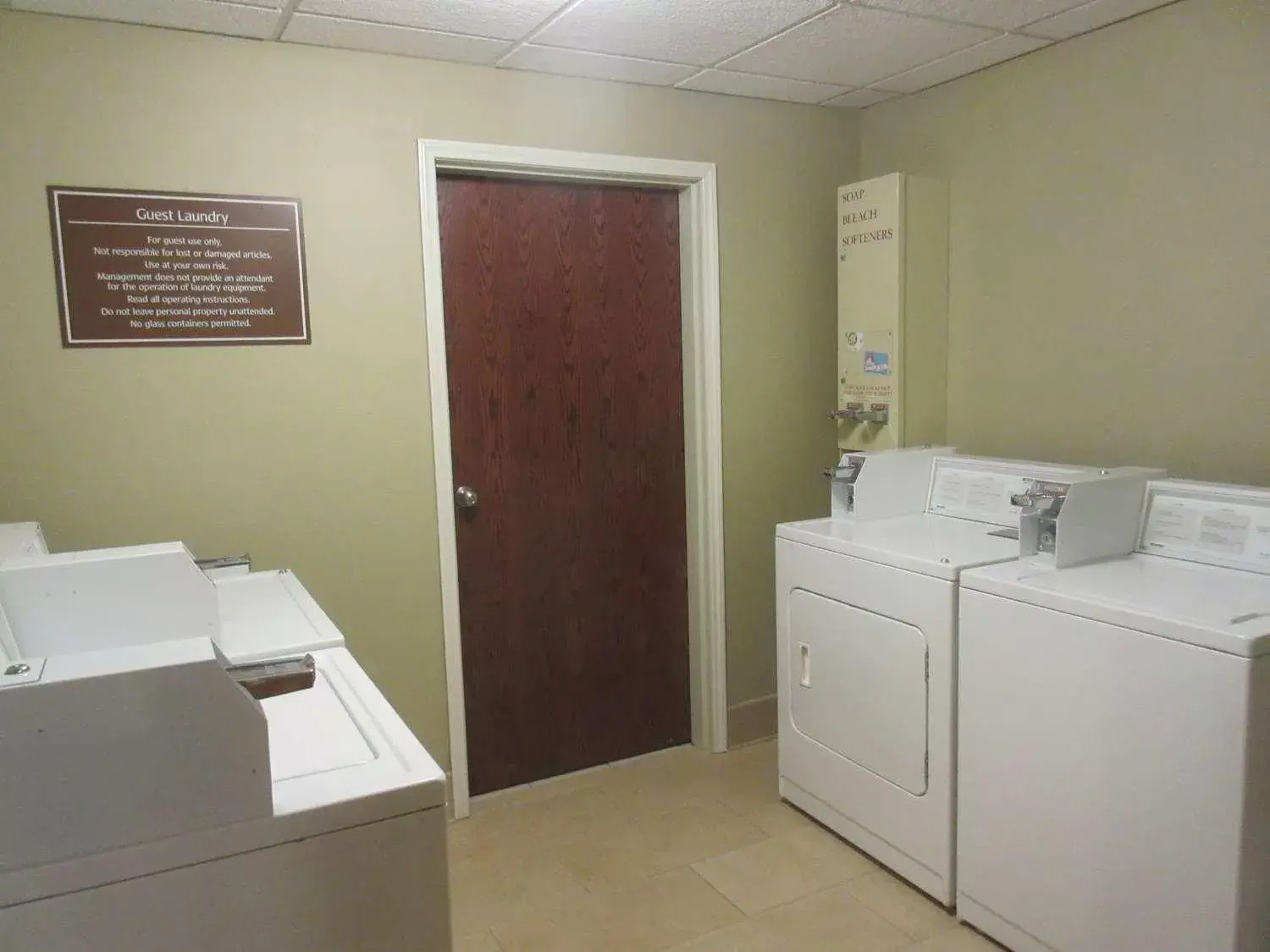 Area and facilities, Bathroom in Best Western Plus Olympic Inn