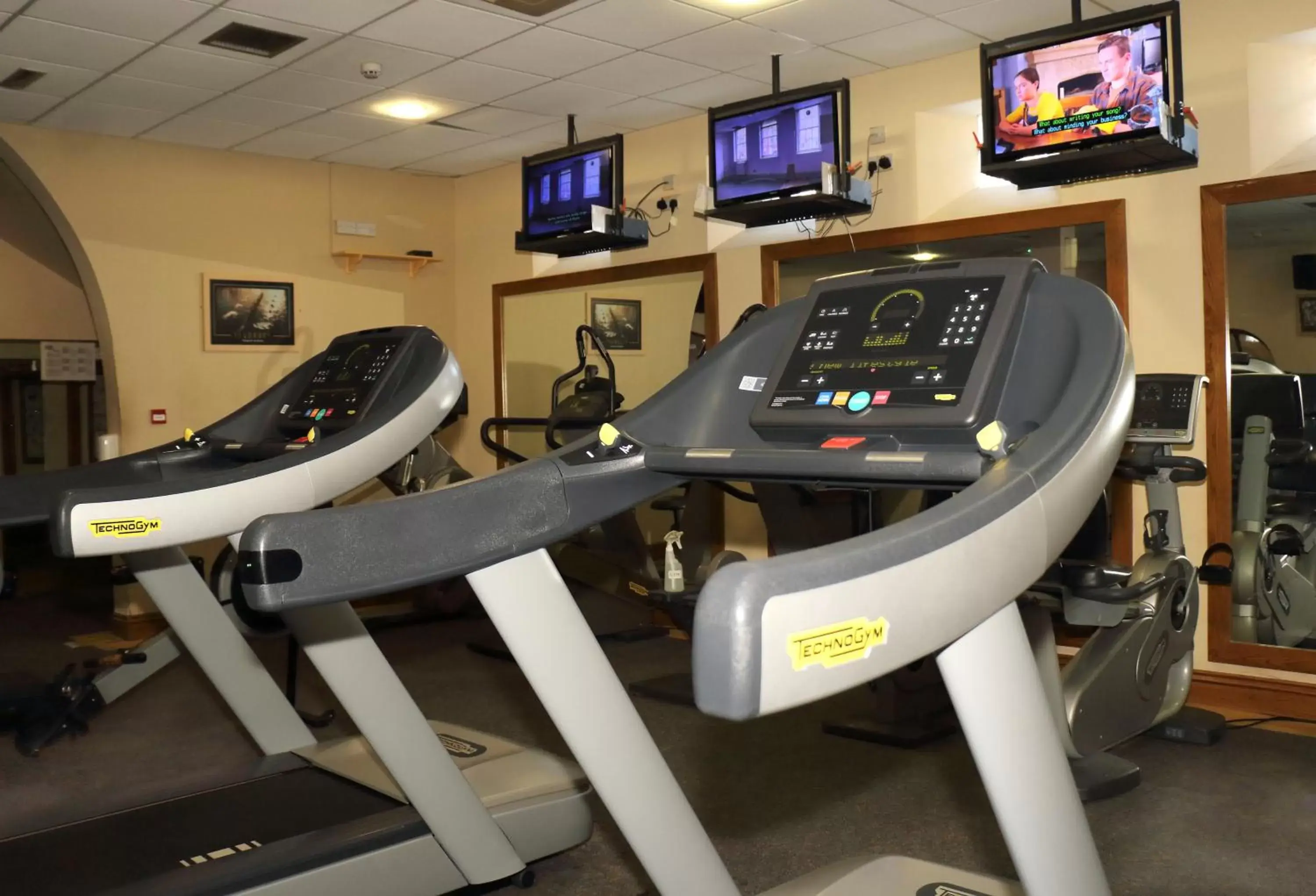 Fitness centre/facilities, Fitness Center/Facilities in Seven Oaks Hotel