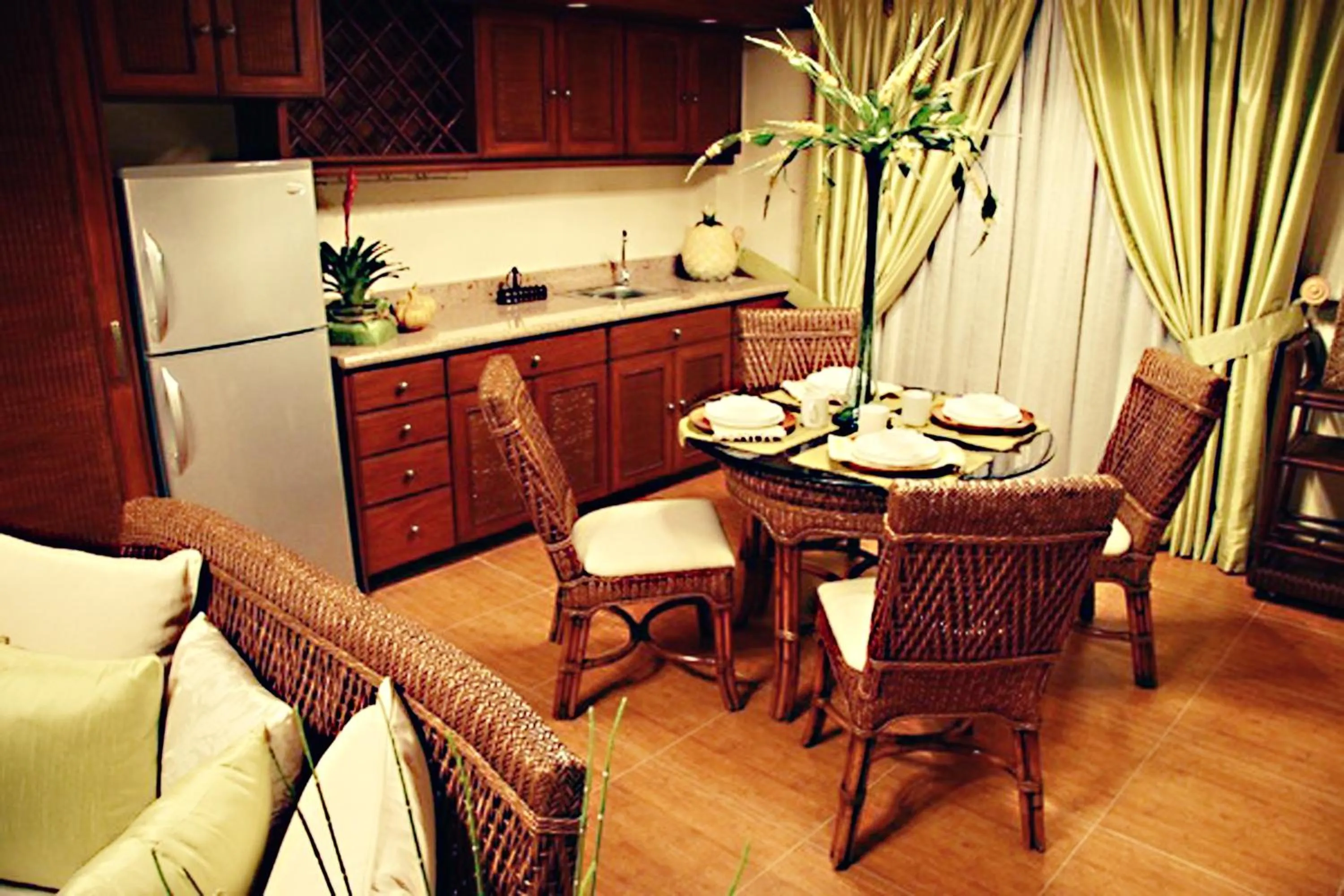 Dining area in Java Hotel