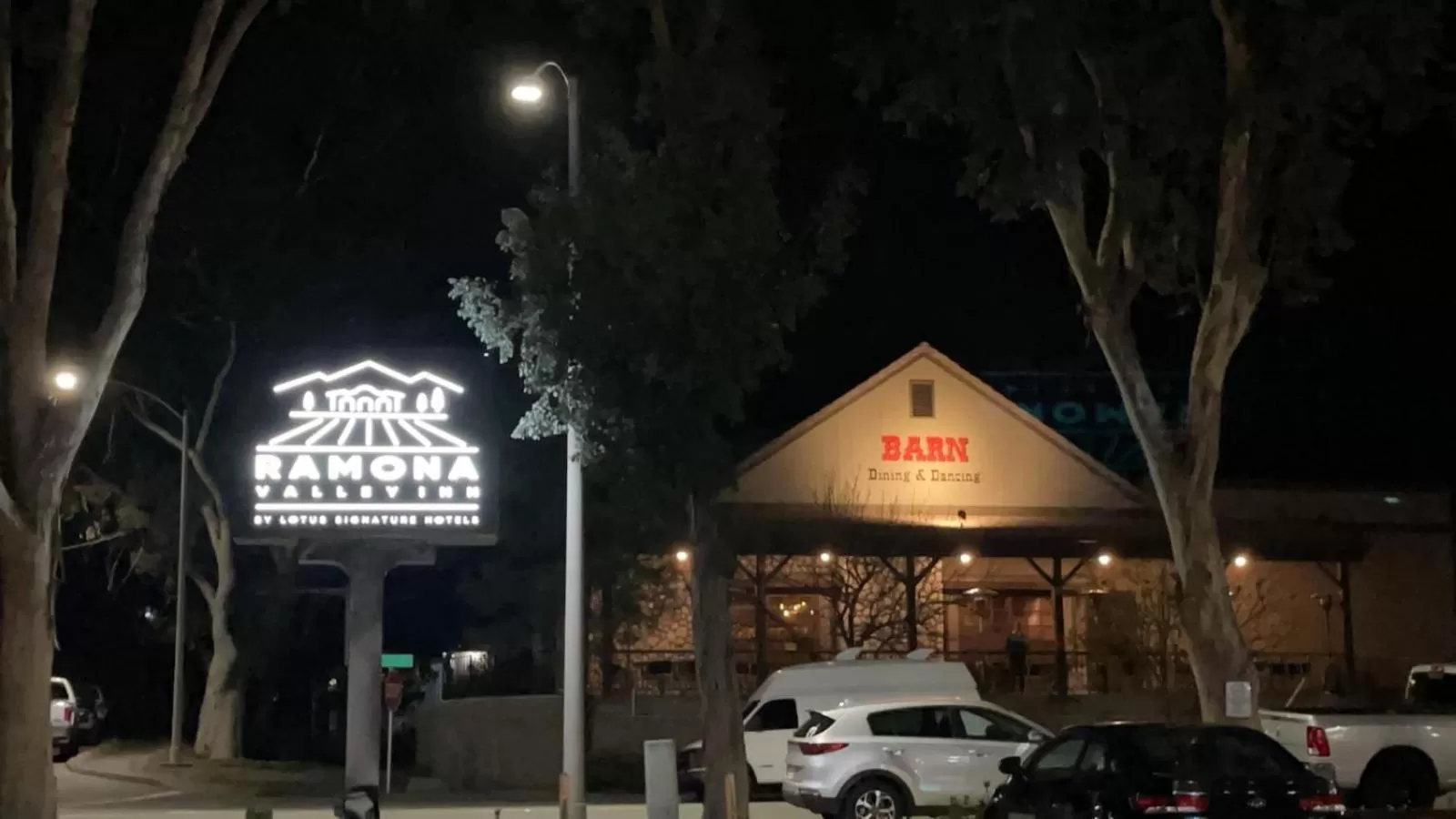 Property building in Ramona Valley Inn