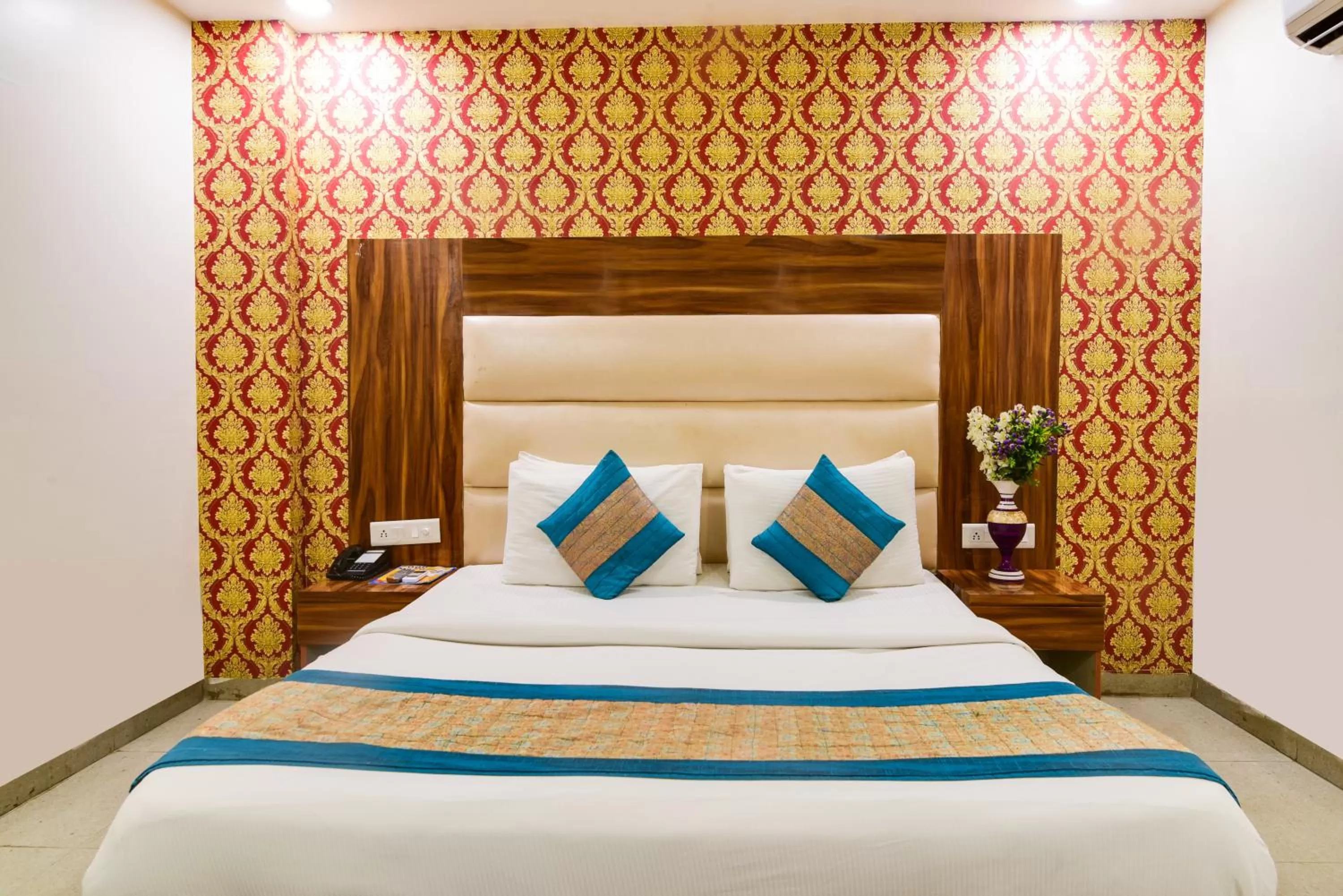 Bed in Olivia Hotels At Delhi Airport