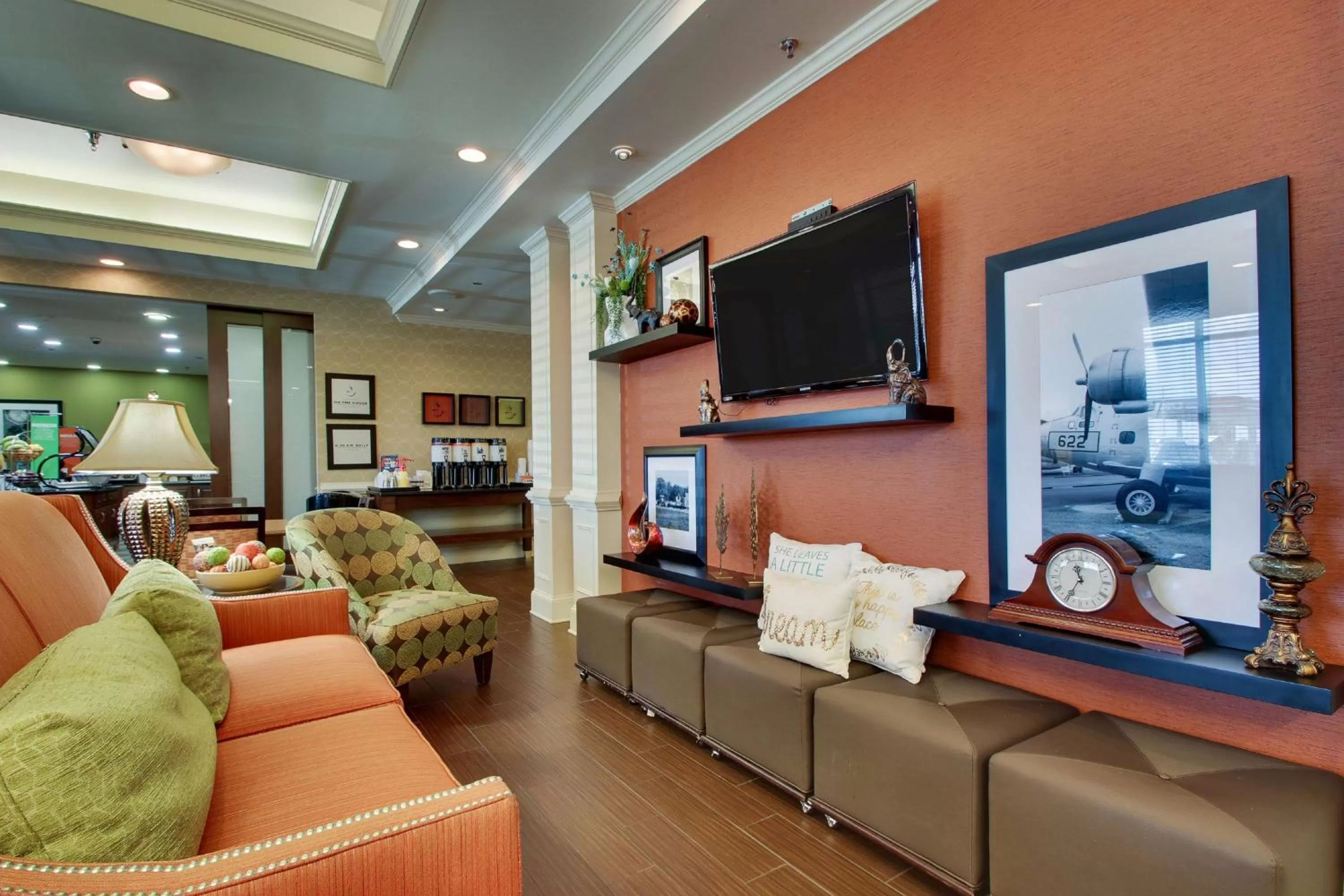 Lobby or reception in Hampton Inn Warner Robins