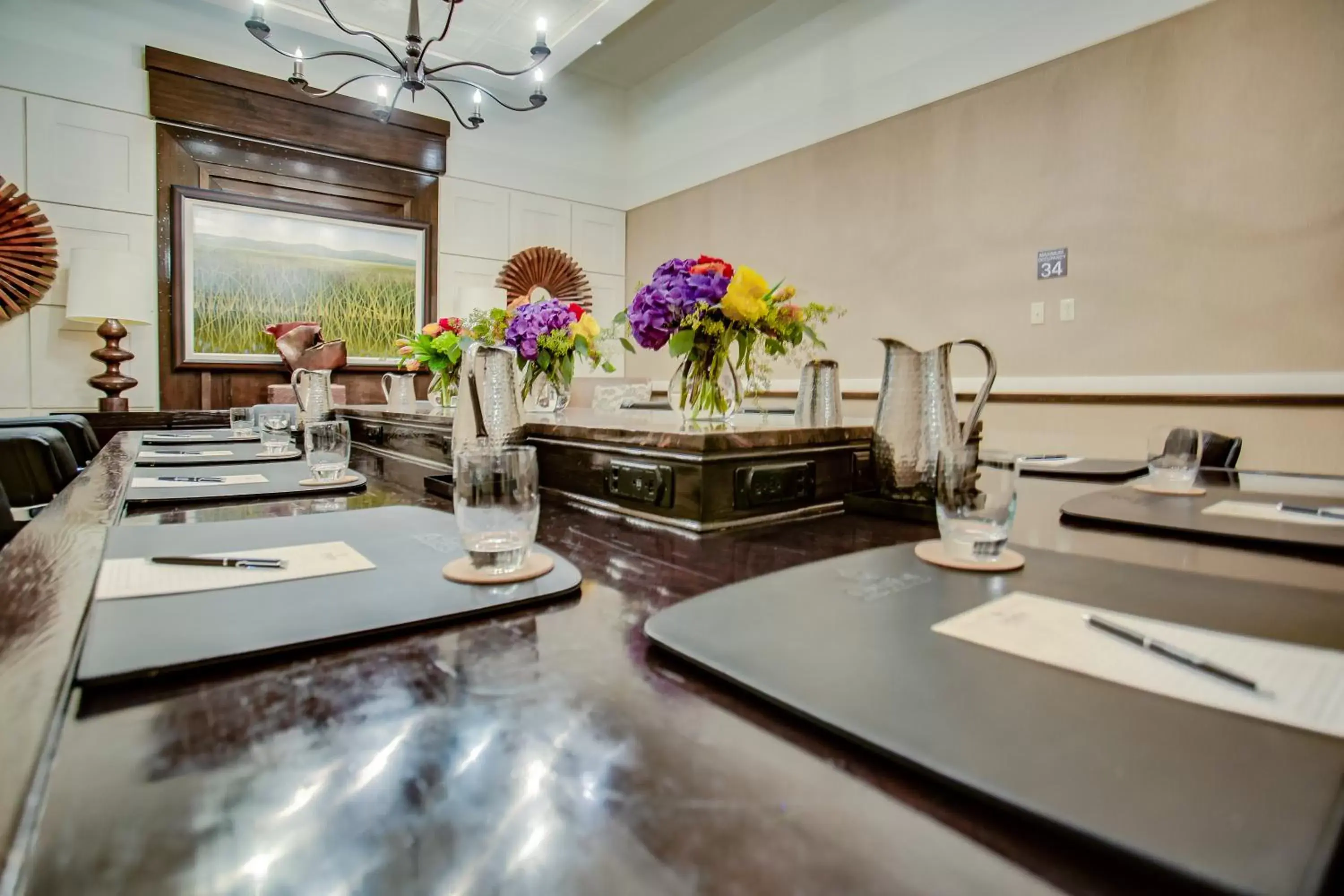 Meeting/conference room in Overton Hotel and Conference Center Meeting/conference room in Overton Hotel and Conference Center