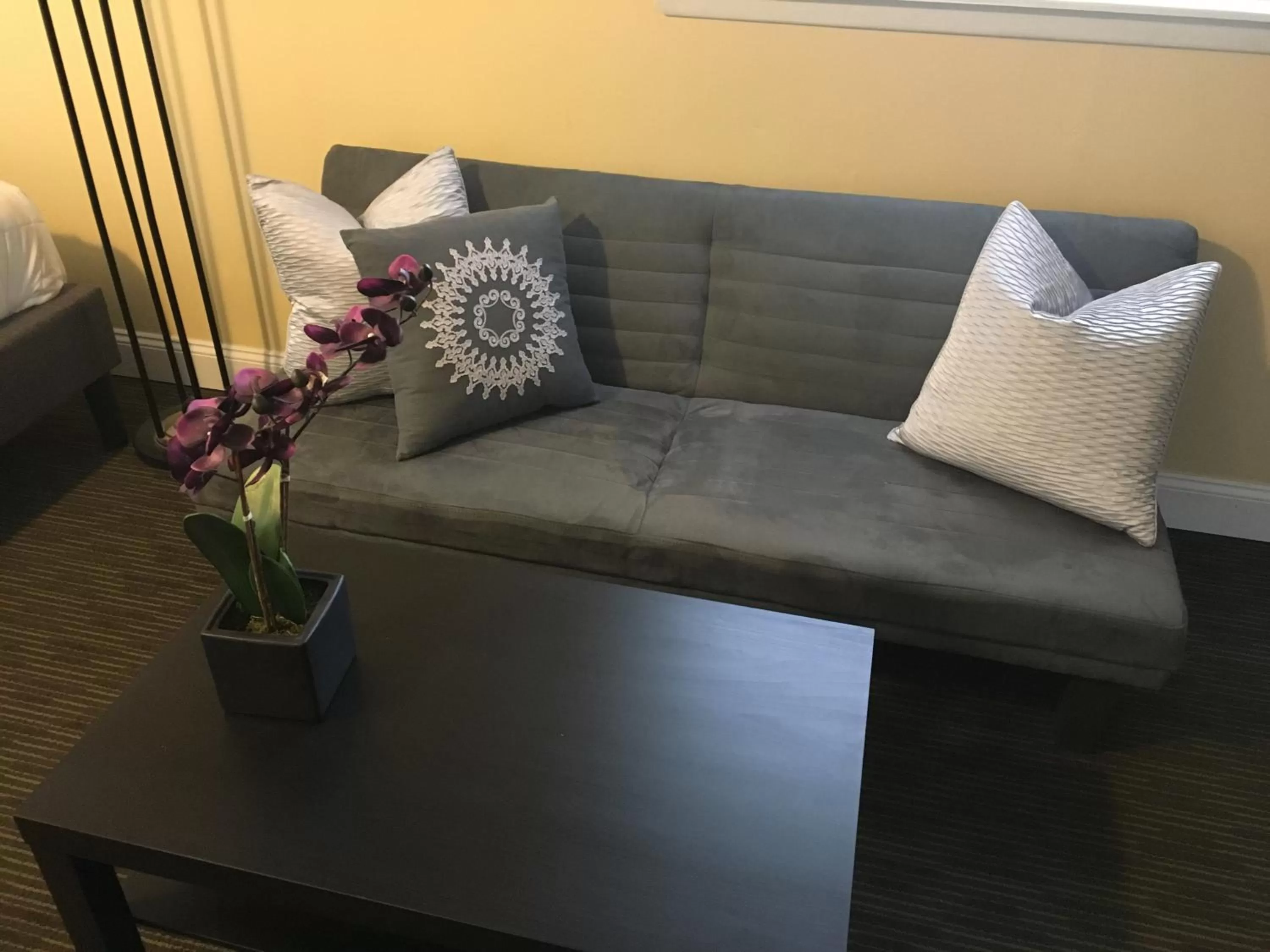 Seating area in Clarence Inn Extended Stay