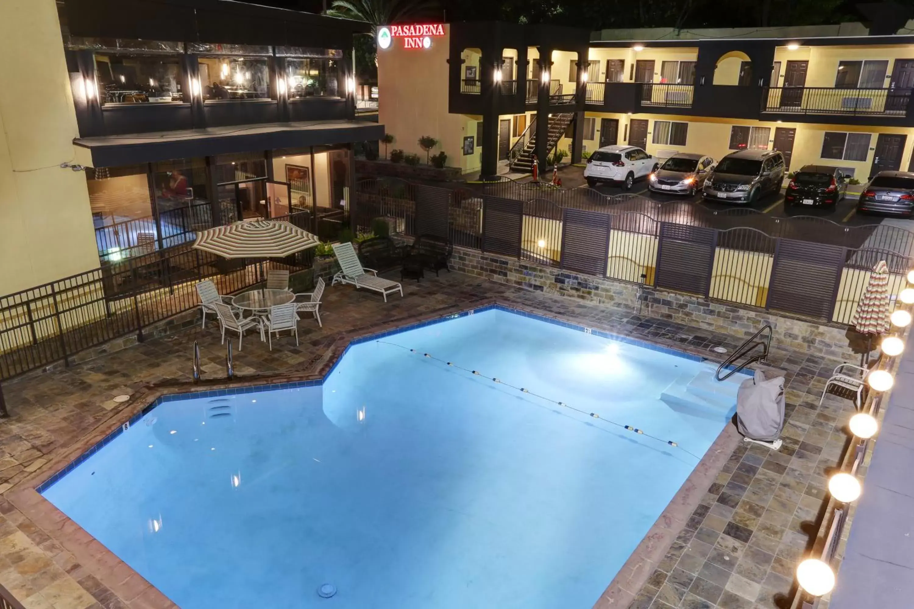 Bird's eye view, Pool View in GreenTree Pasadena