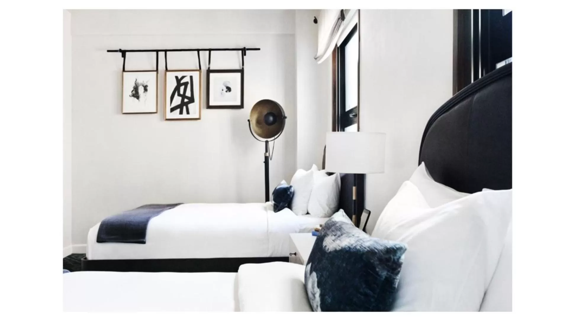 Bedroom, Bed in Hotel Figueroa, Unbound Collection by Hyatt