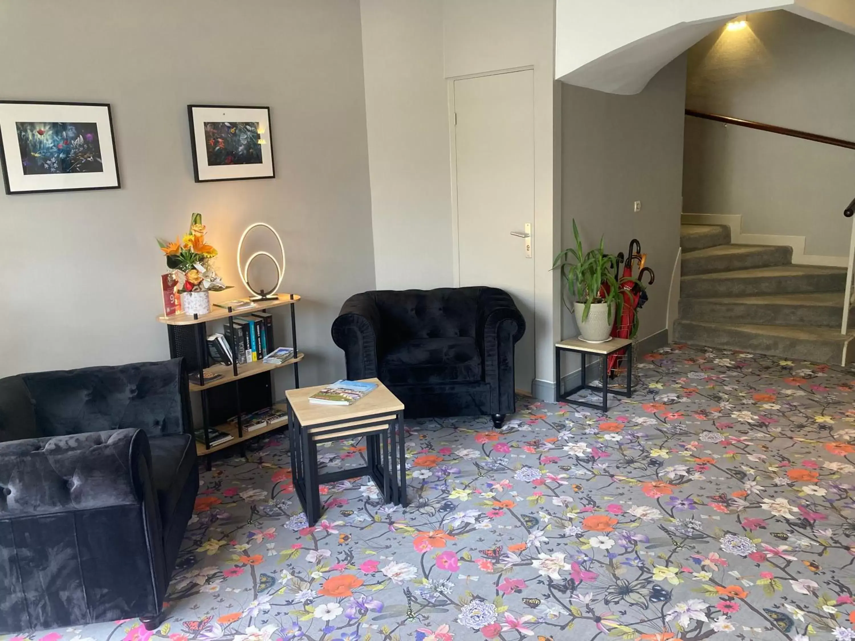 Breakfast in The Originals City, Hôtel du Château, Pontivy Breakfast in The Originals City, Hôtel du Château, Pontivy