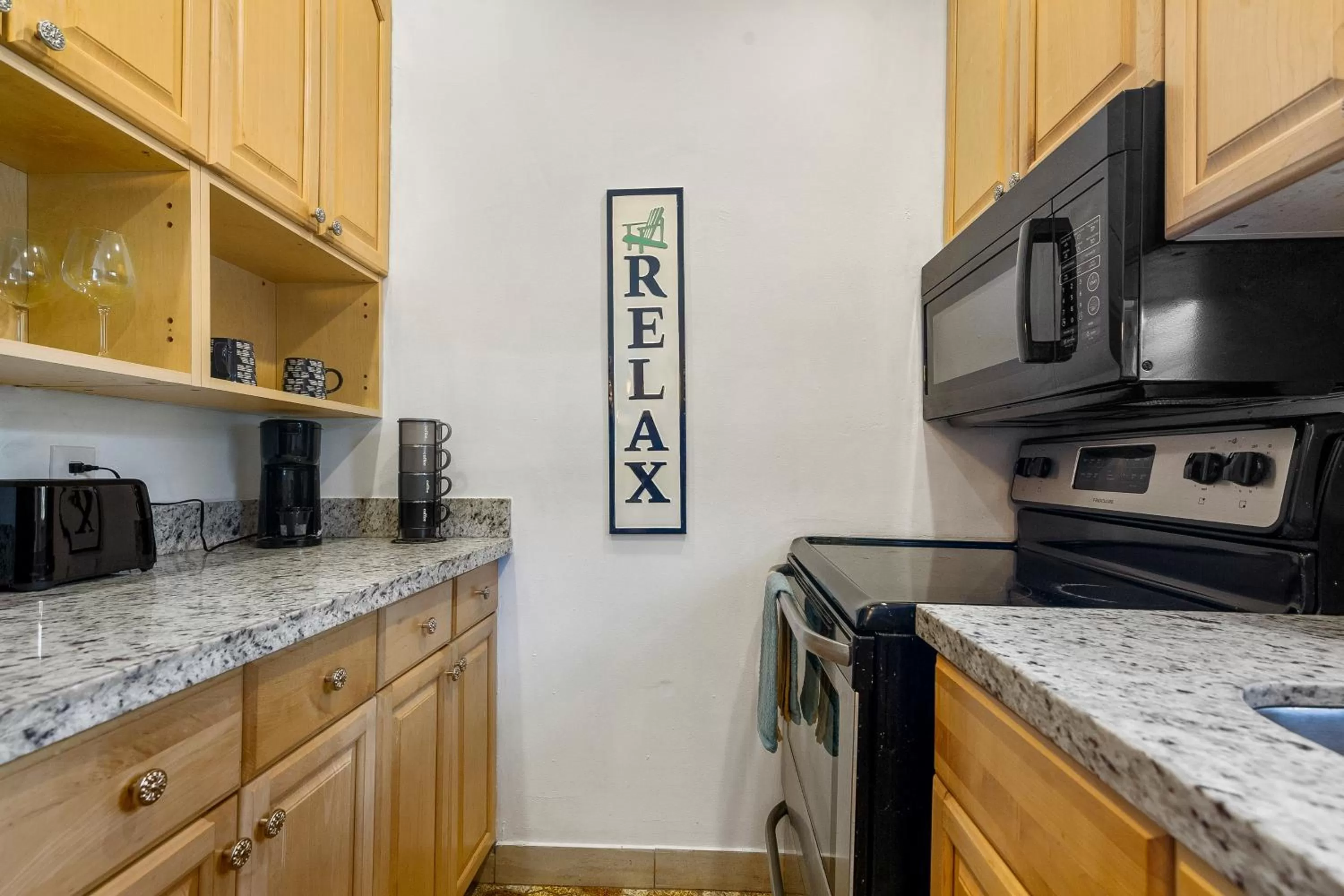 Kitchen or kitchenette in CocoBay 2BR Condos Near Beach, Galleria Mall, Wilton Manors, Cruise Port