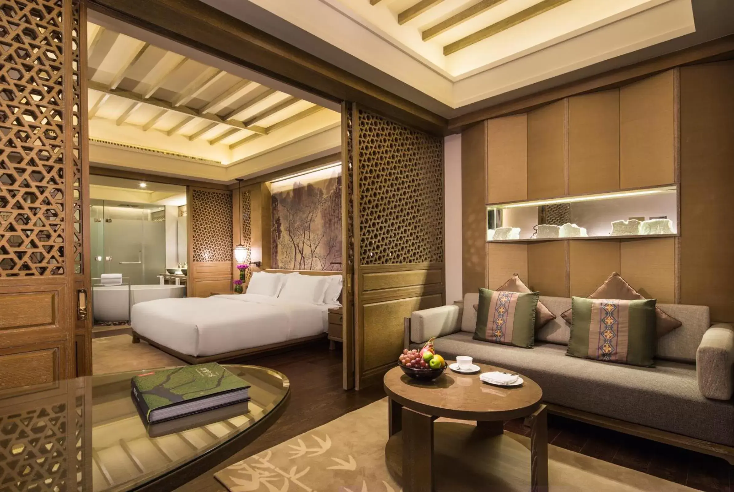 Karst Discovery Suite in Banyan Tree Yangshuo Karst Discovery Suite in Banyan Tree Yangshuo