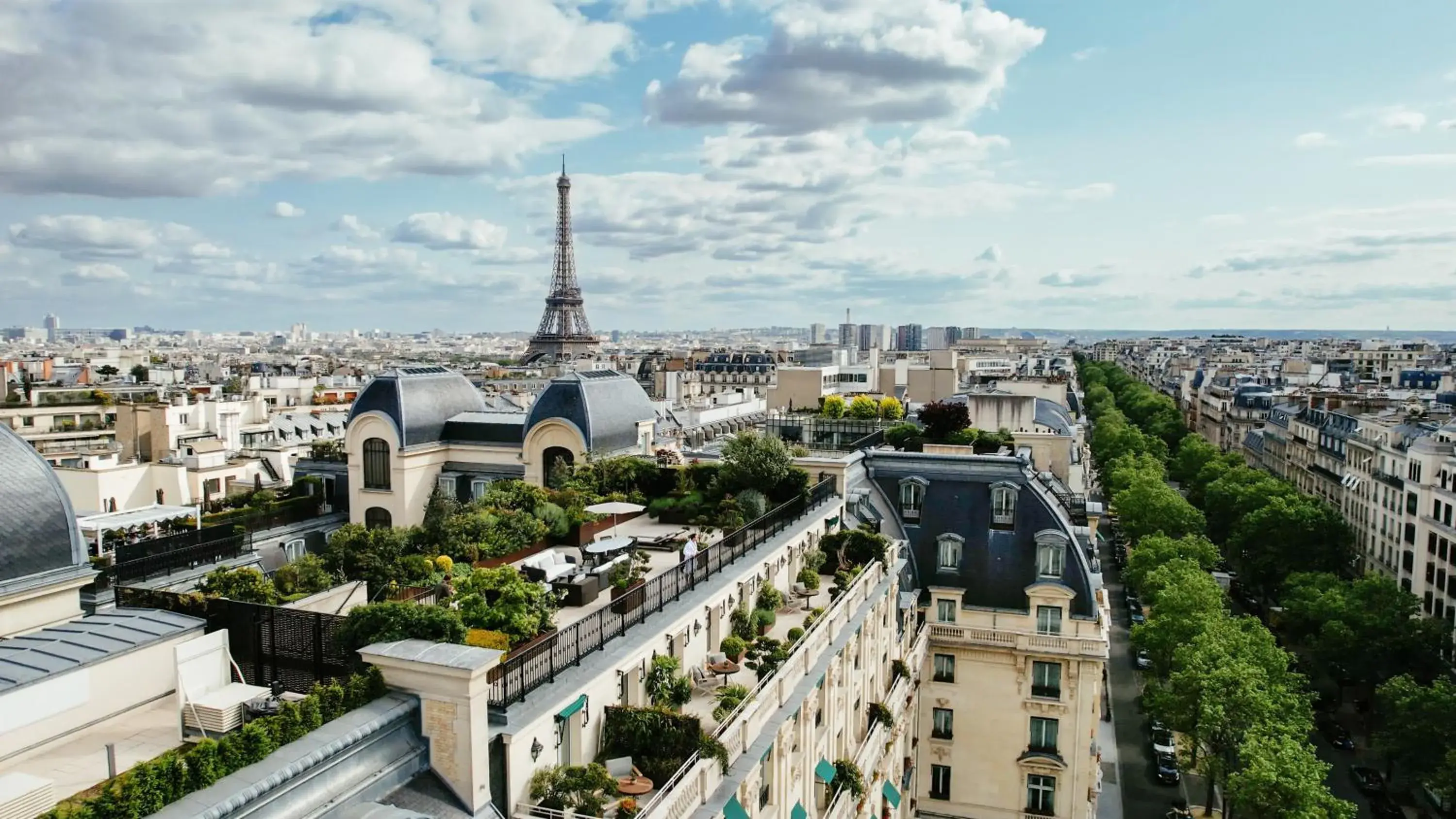 View (from property/room) in Hotel The Peninsula Paris