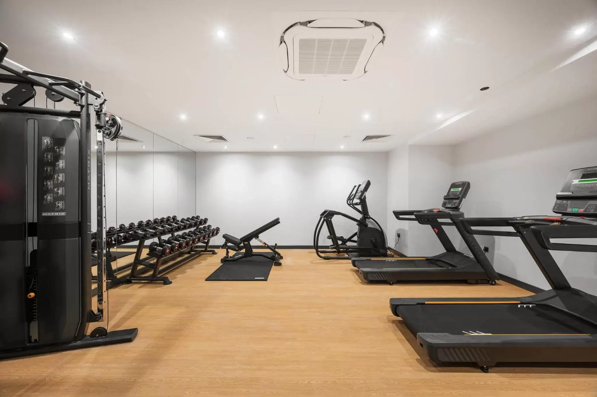 Fitness centre/facilities, Fitness Center/Facilities in Staybridge Suites Brighton, an IHG Hotel