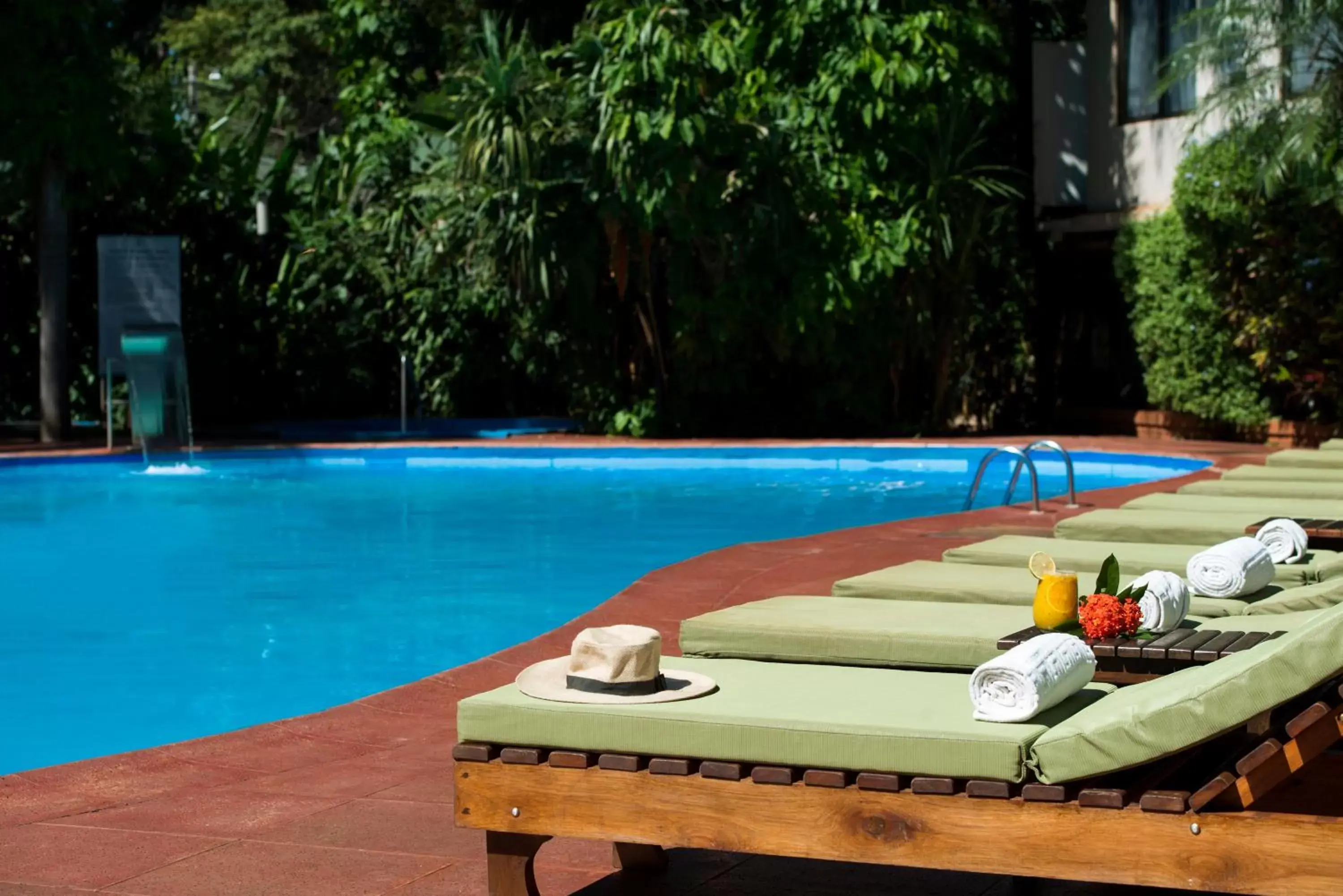 Swimming Pool in Hotel Saint George