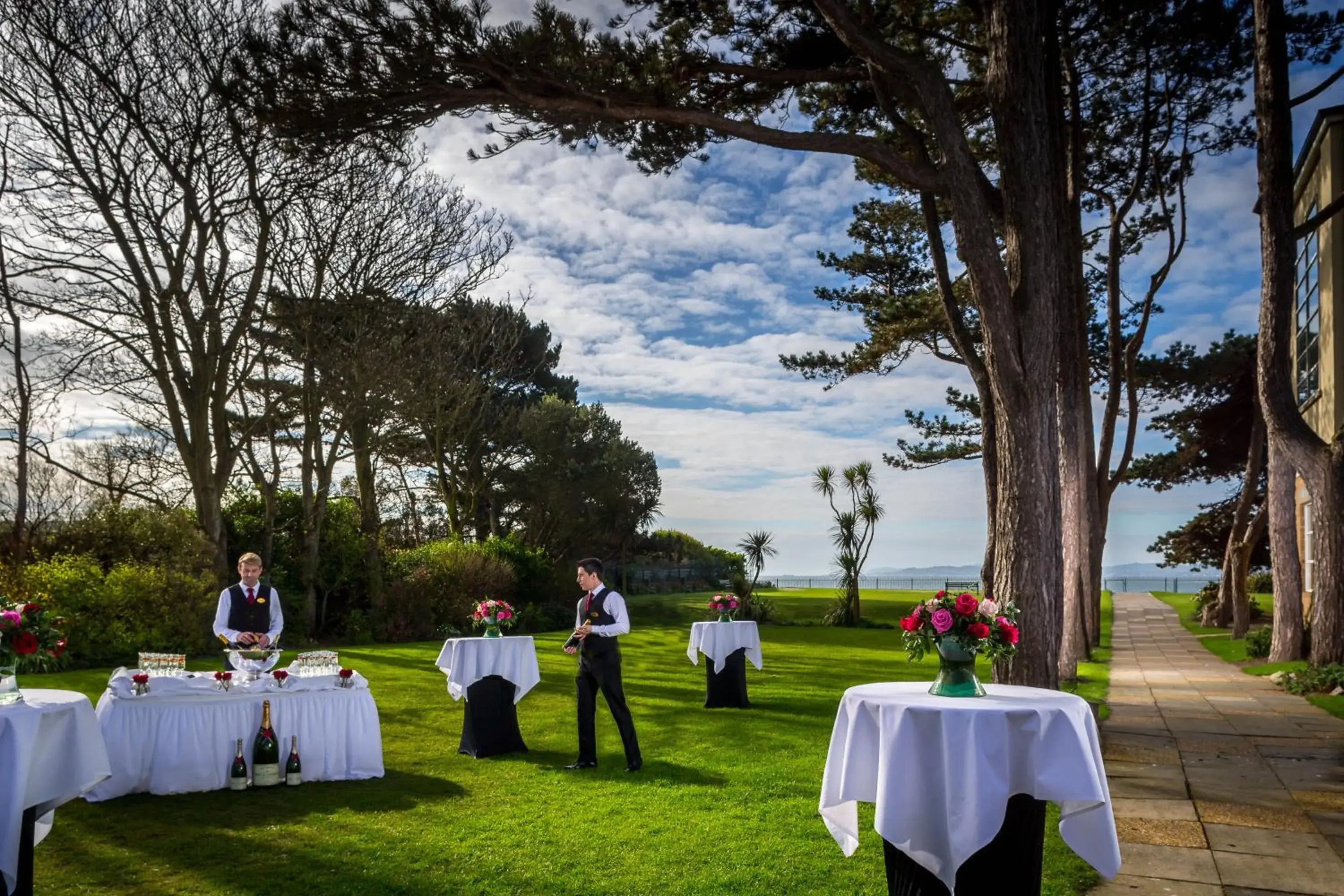 Garden, Banquet Facilities in Marine Hotel