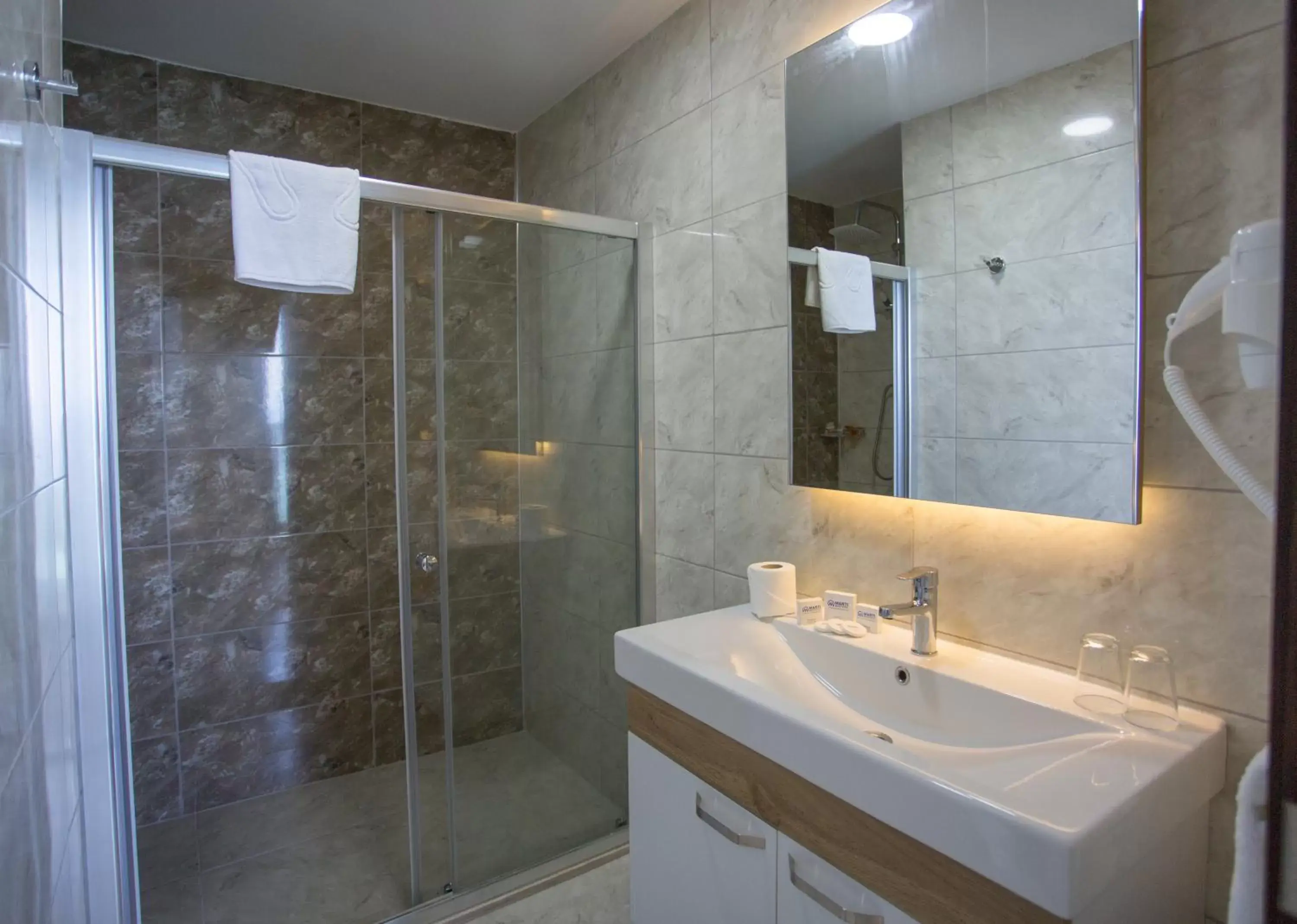 Bathroom in Marti Beach Hotel Bathroom in Marti Beach Hotel