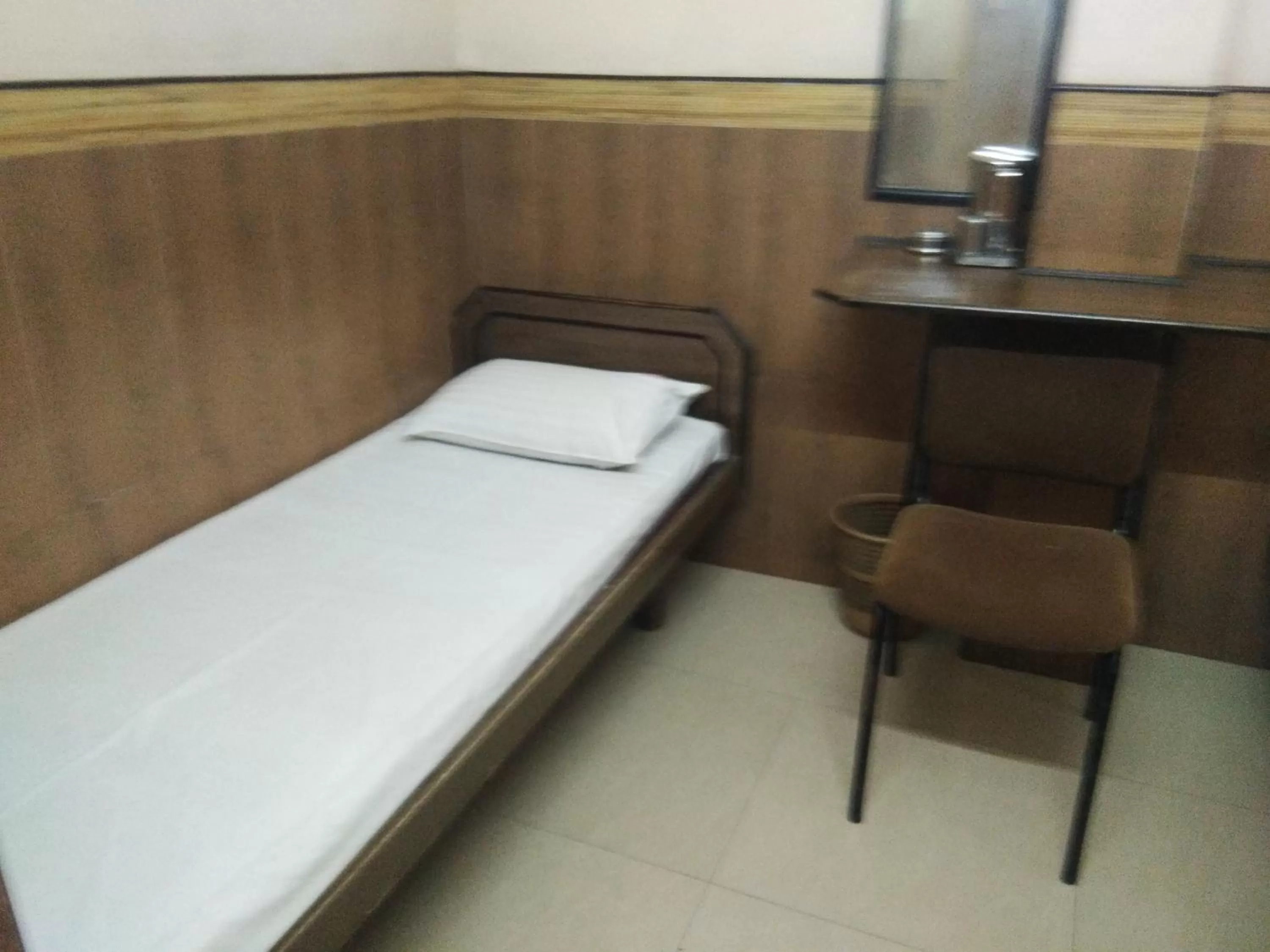 Bedroom in Sri Saraswathi Lodge