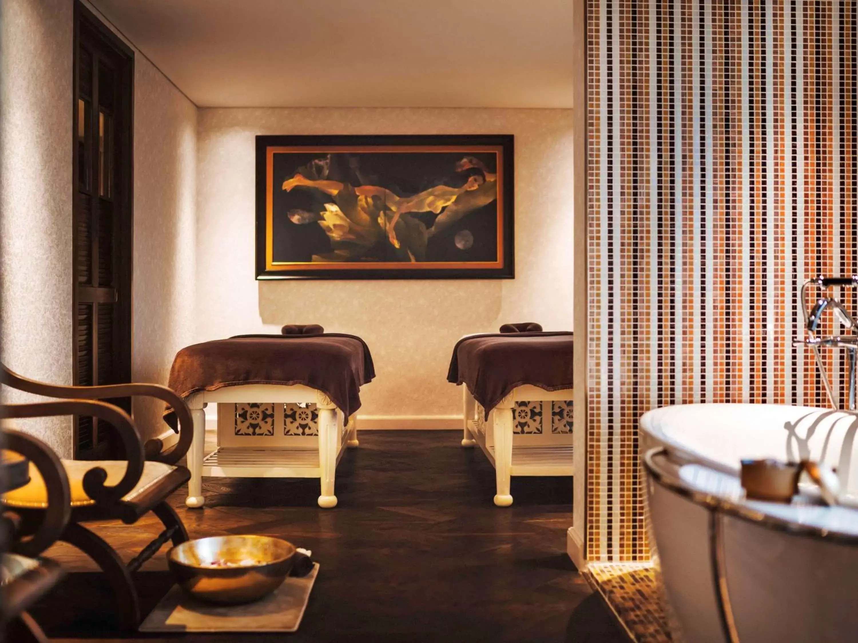 Spa and wellness centre/facilities in Hotel Des Arts Saigon Mgallery Collection
