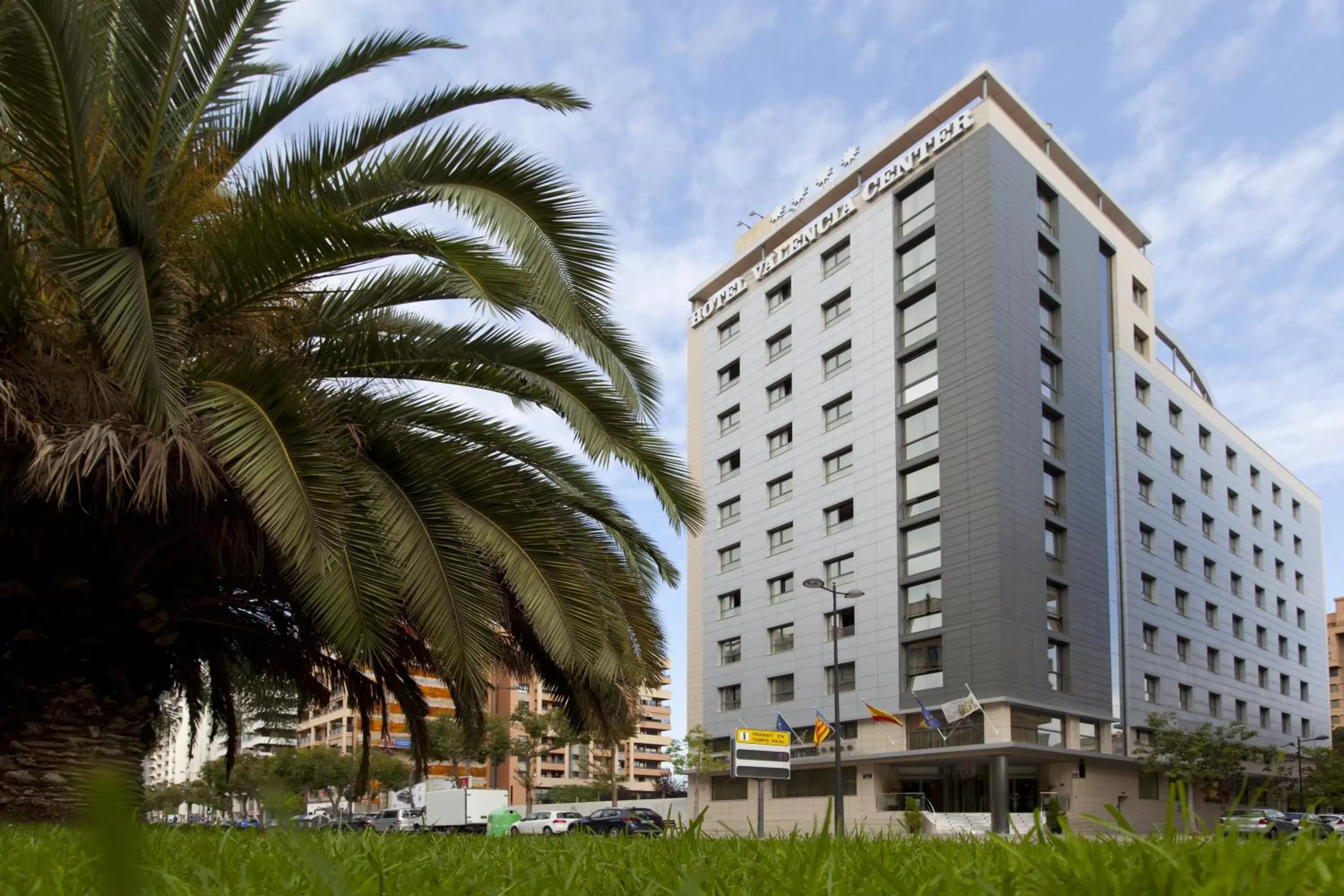 Facade/entrance, Property Building in Hotel Valencia Center