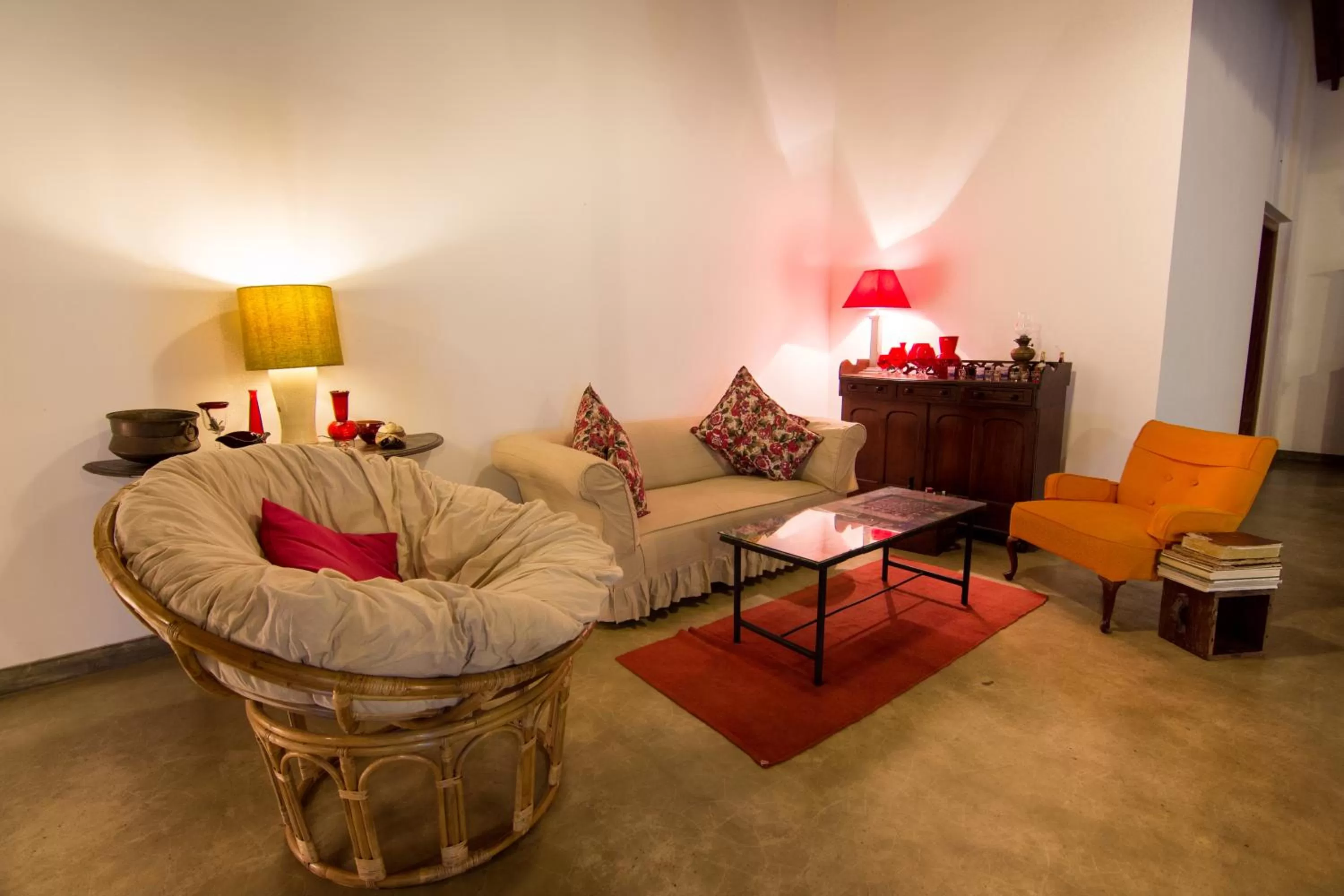 Pool view in The Kandyan Manor by Bhathiya & Suzy