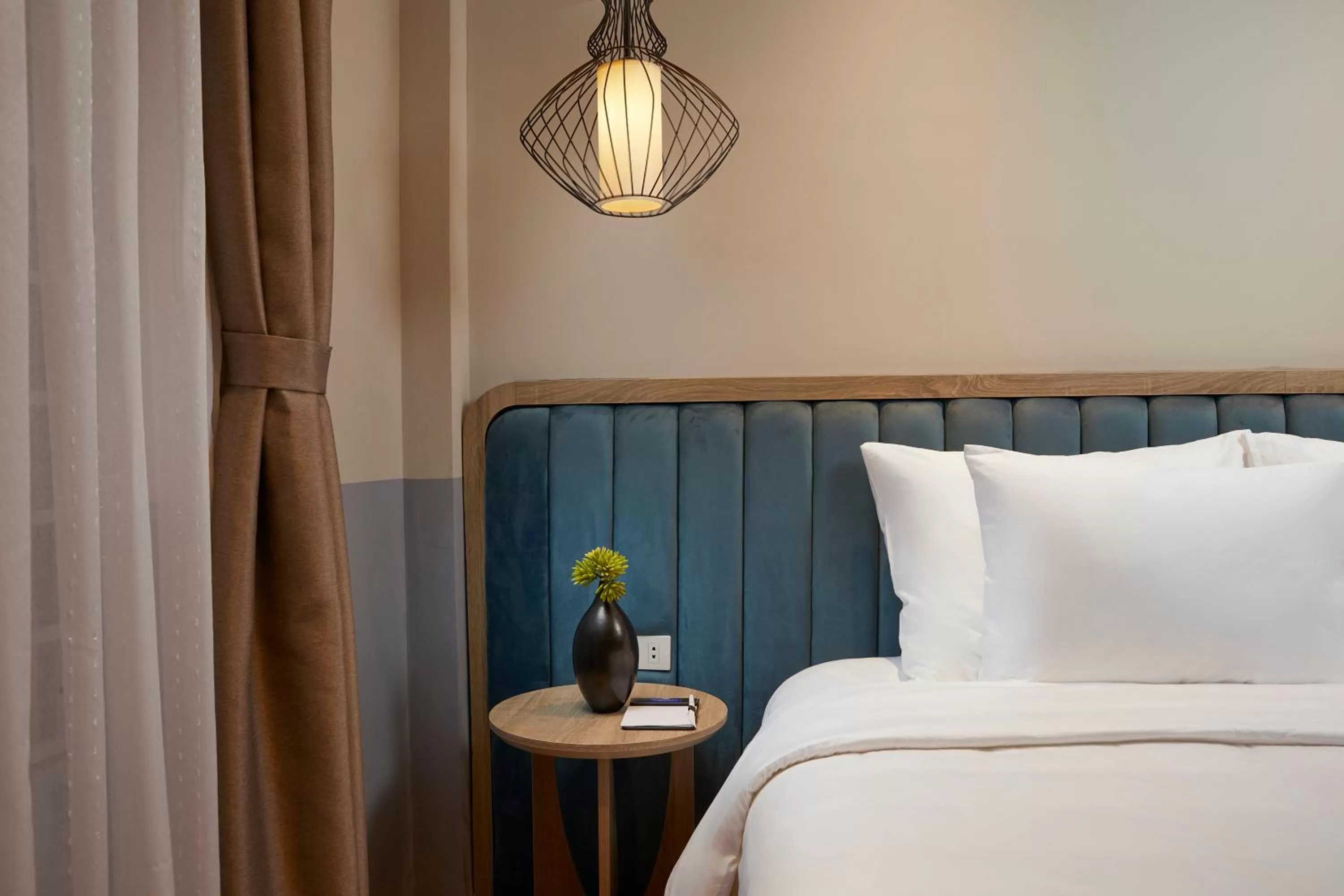 Bedroom, Bed in HANOI FLORA HOTEL