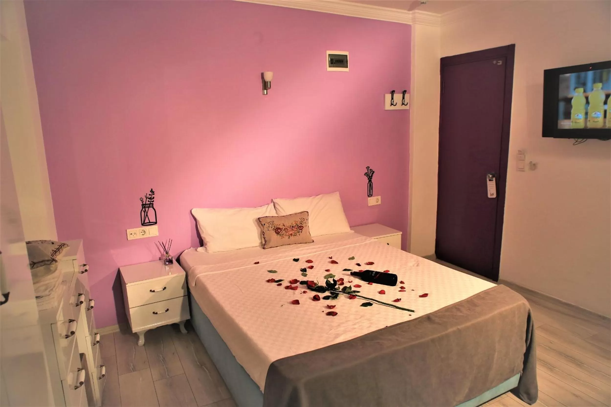 Bed in Lavender Otel