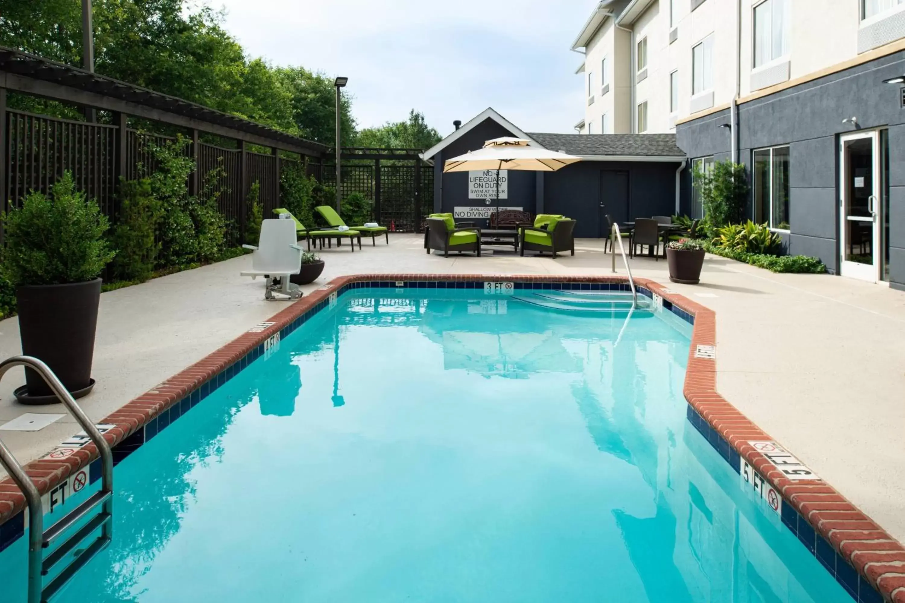 Swimming Pool in Fairfield Inn & Suites by Marriott Anderson Clemson