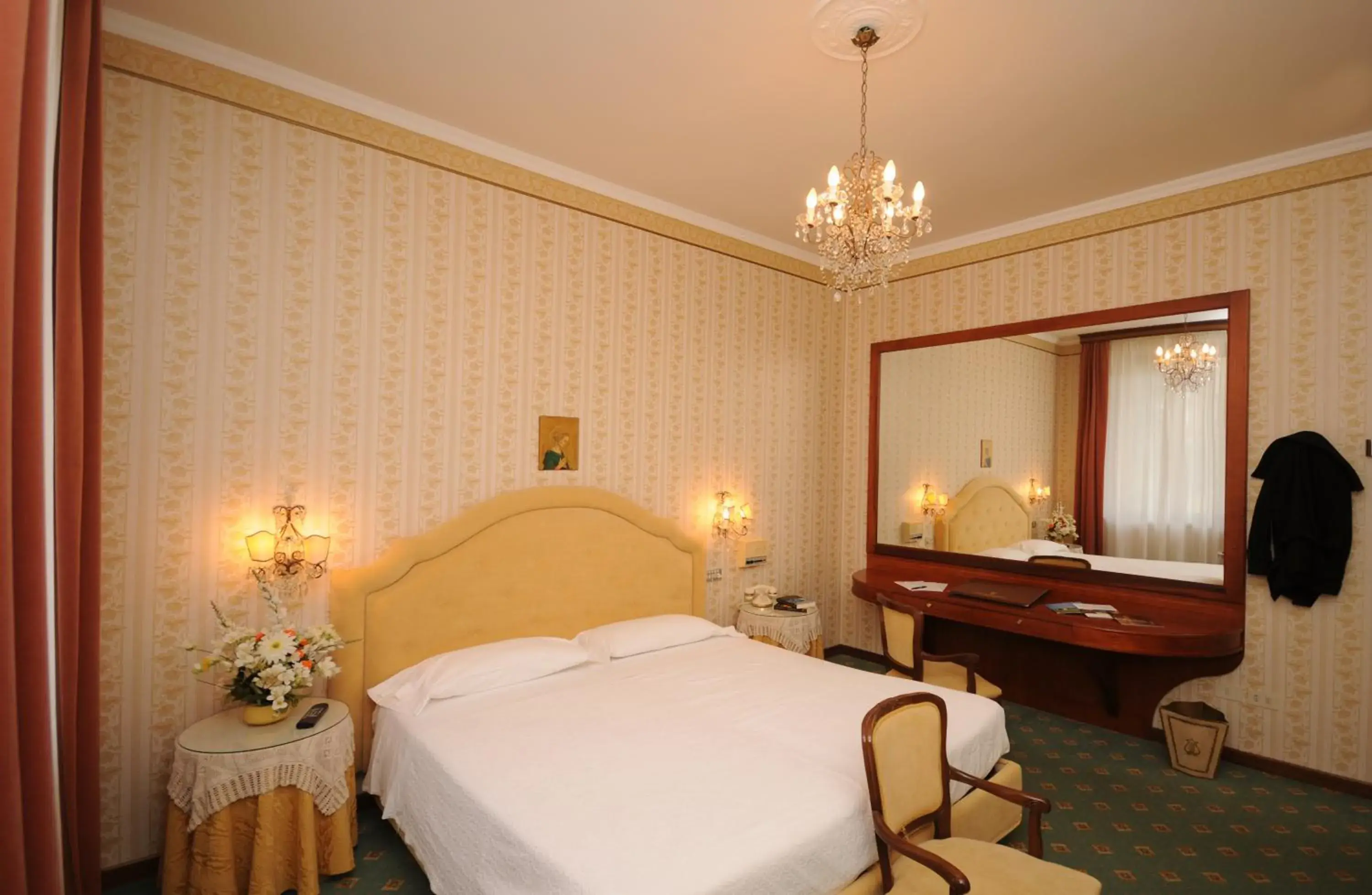 Bed in Grand Hotel Excelsior